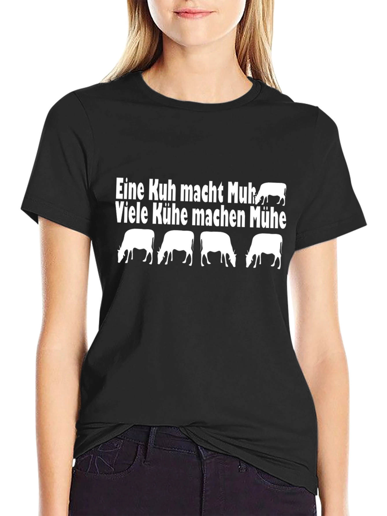 Funny German Cow T-Shirt: Eine Kuh Macht Muh!
