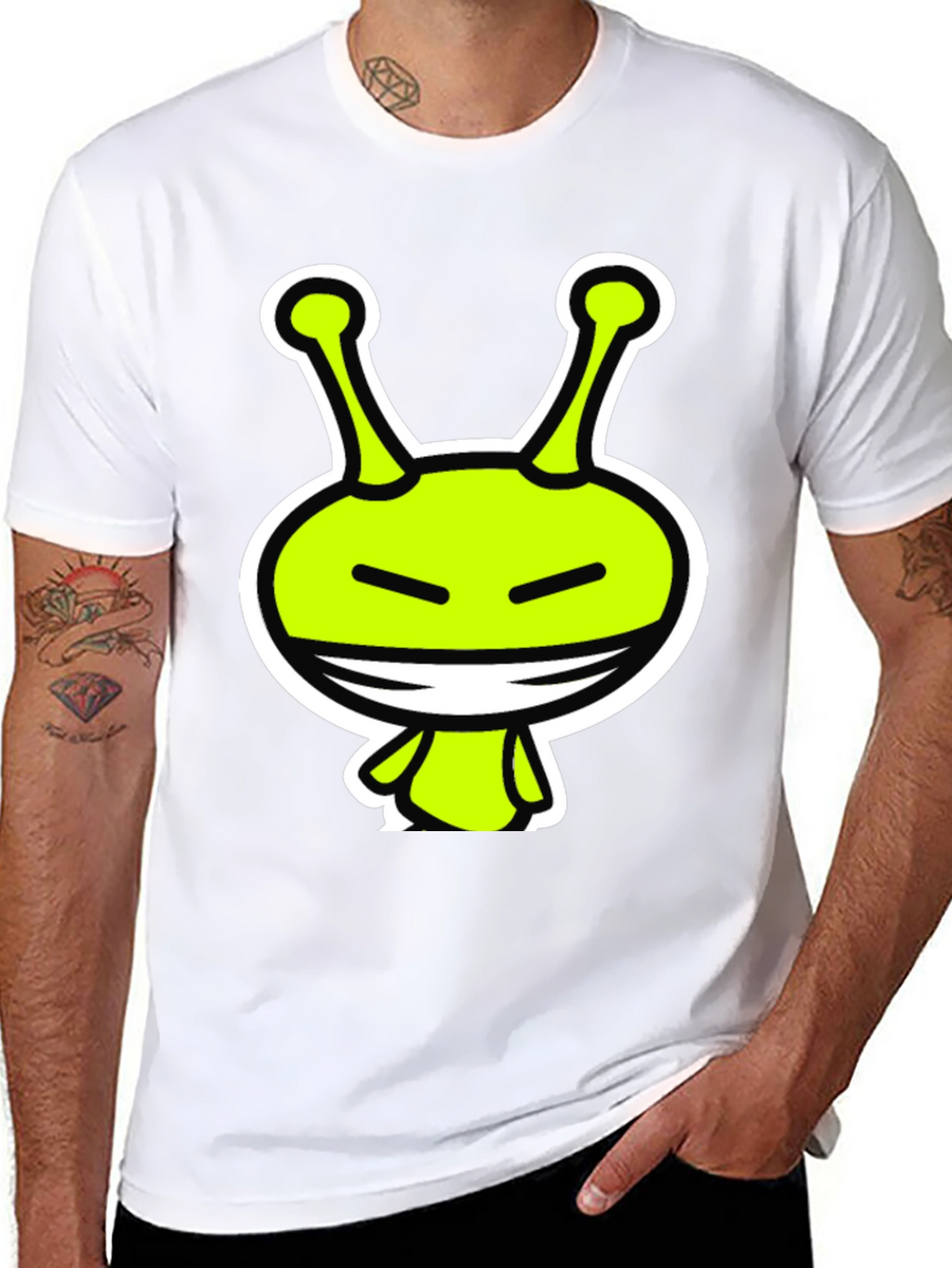 Alien Graphic Tee - Black Crewneck T-Shirt