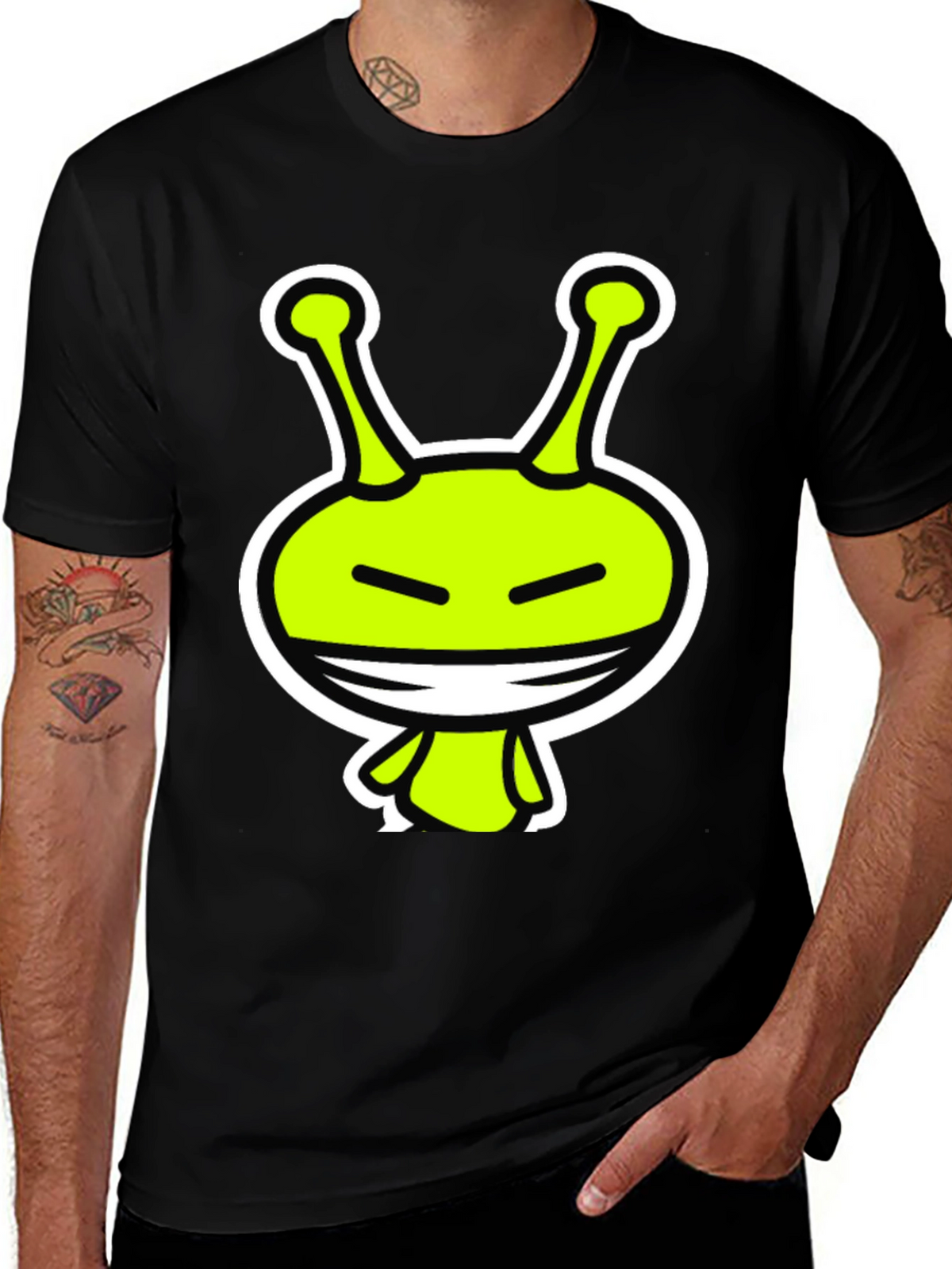 Alien Graphic Tee - Black Crewneck T-Shirt