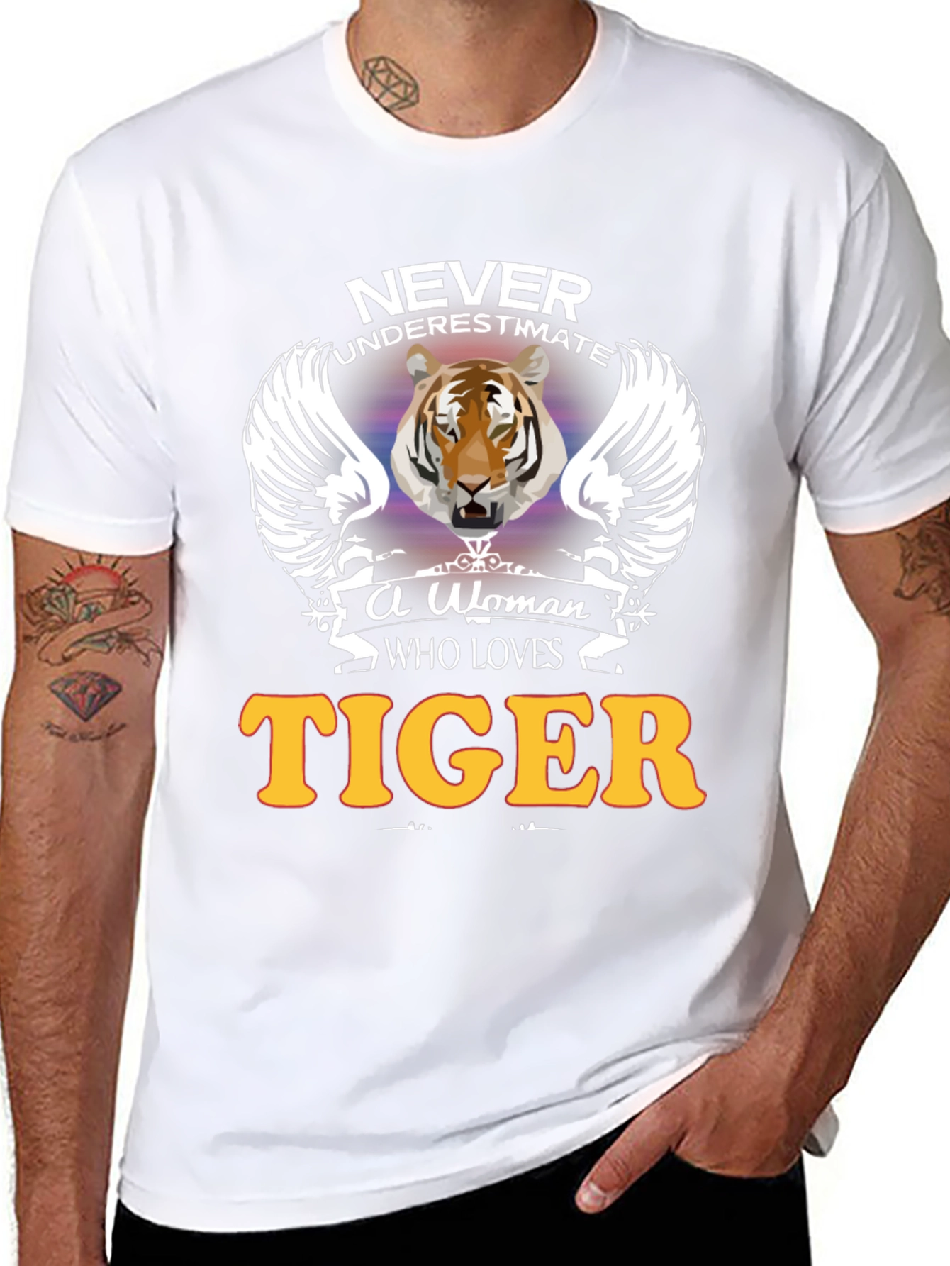 Never Underestimate A Woman Who Loves TIGER T-Shirt
