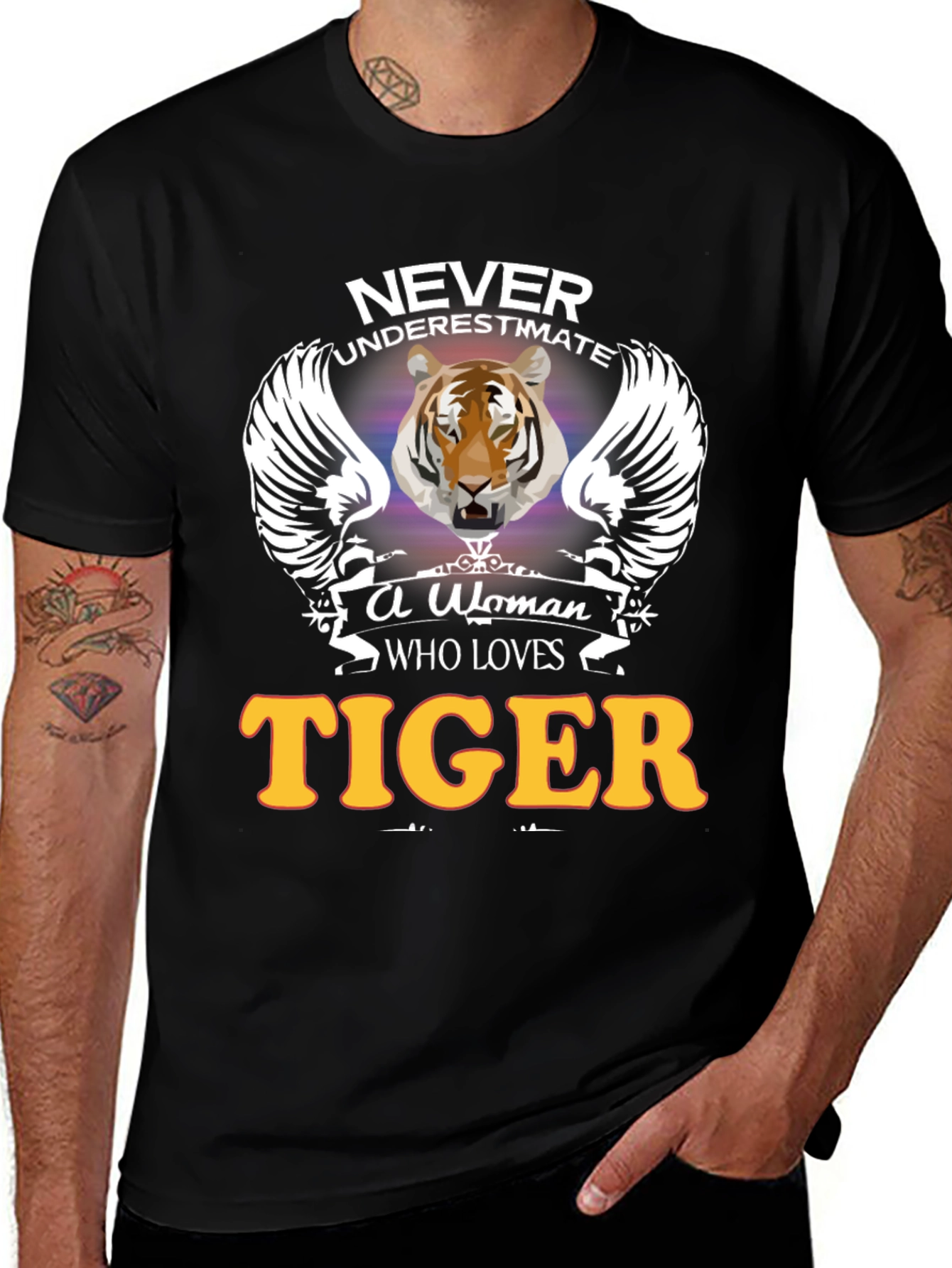 Never Underestimate A Woman Who Loves TIGER T-Shirt
