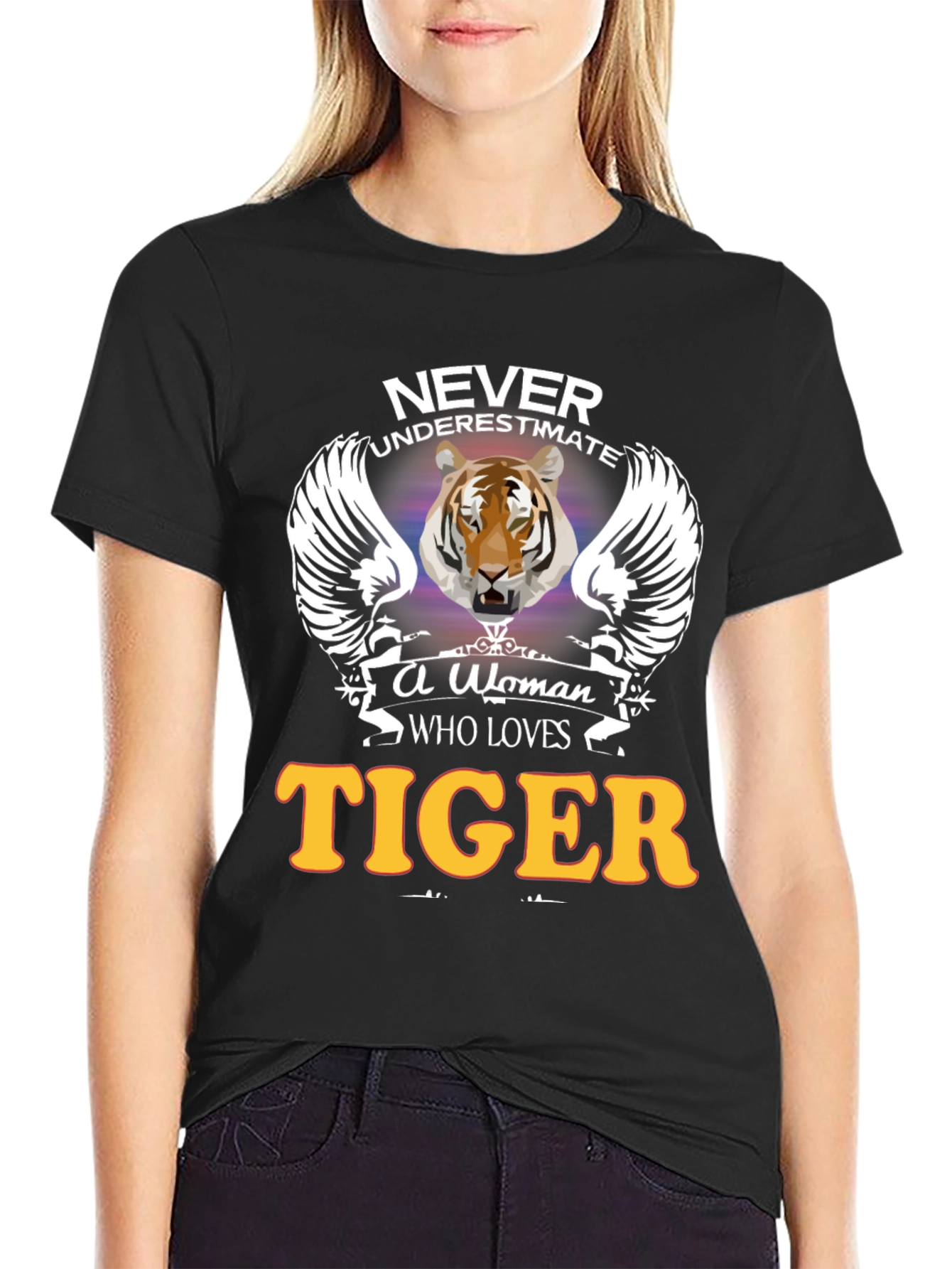Never Underestimate A Woman Who Loves TIGER T-Shirt