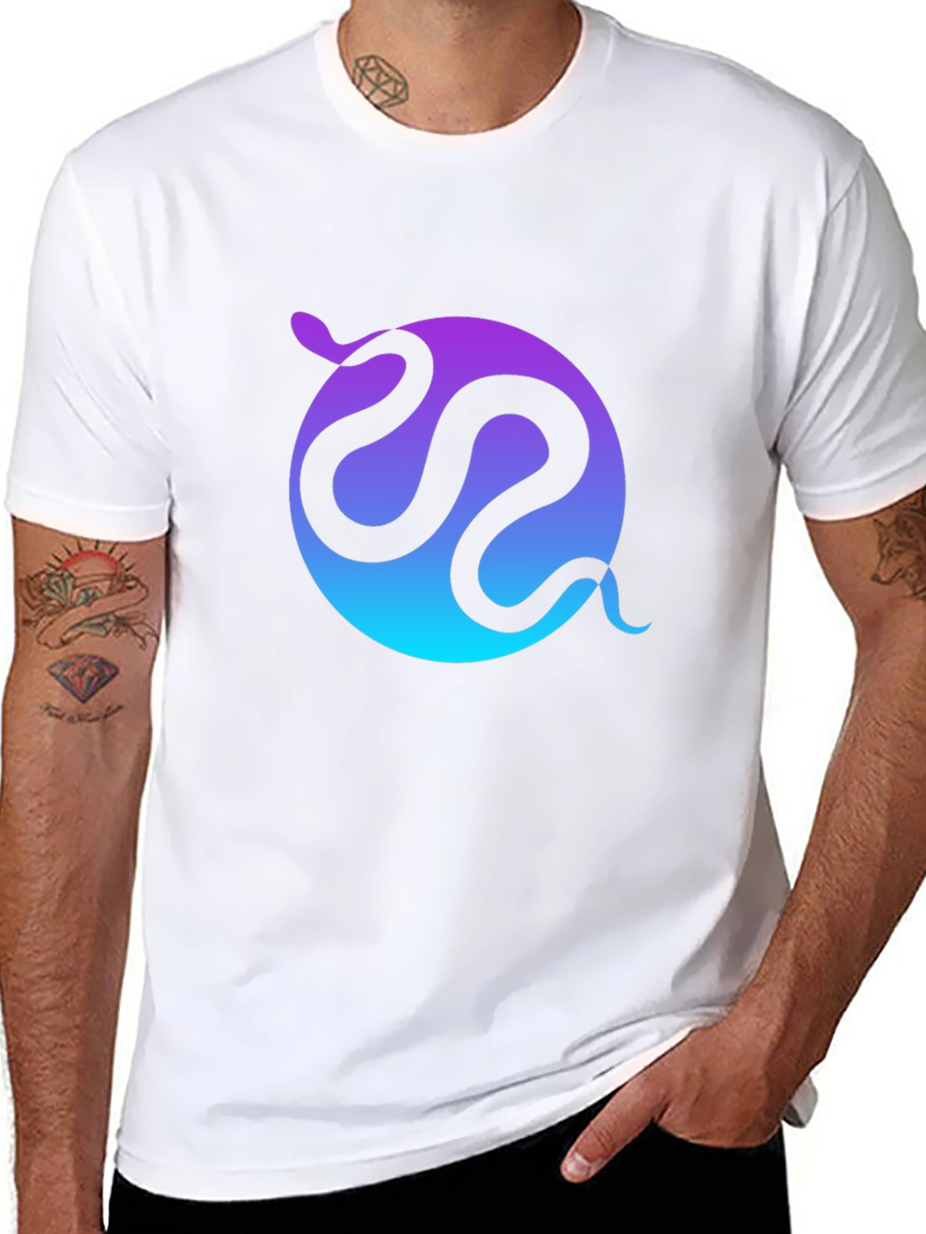 Gradient Snake Graphic Black T-Shirt