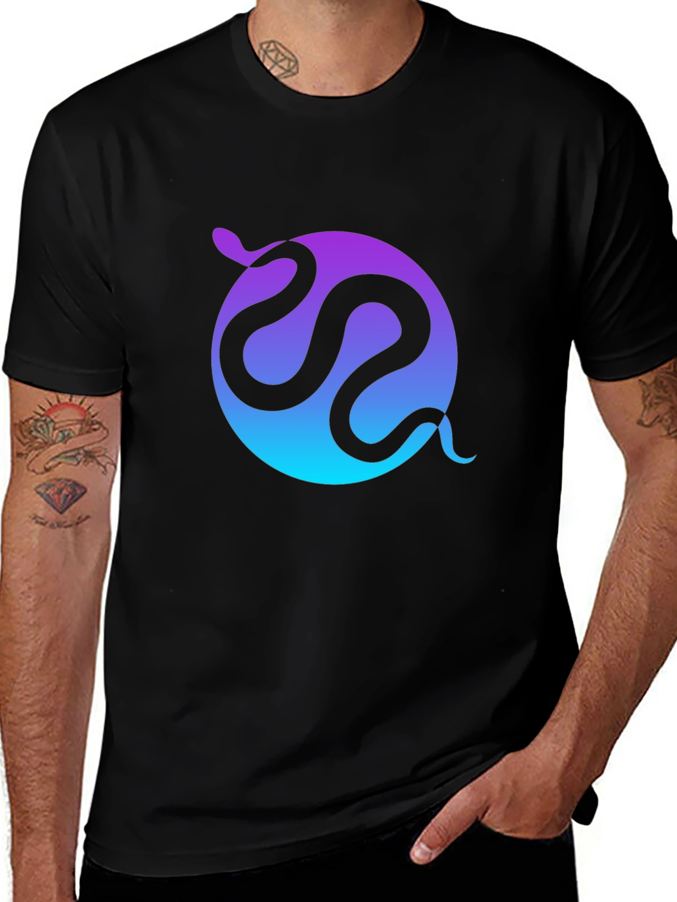 Gradient Snake Graphic Black T-Shirt