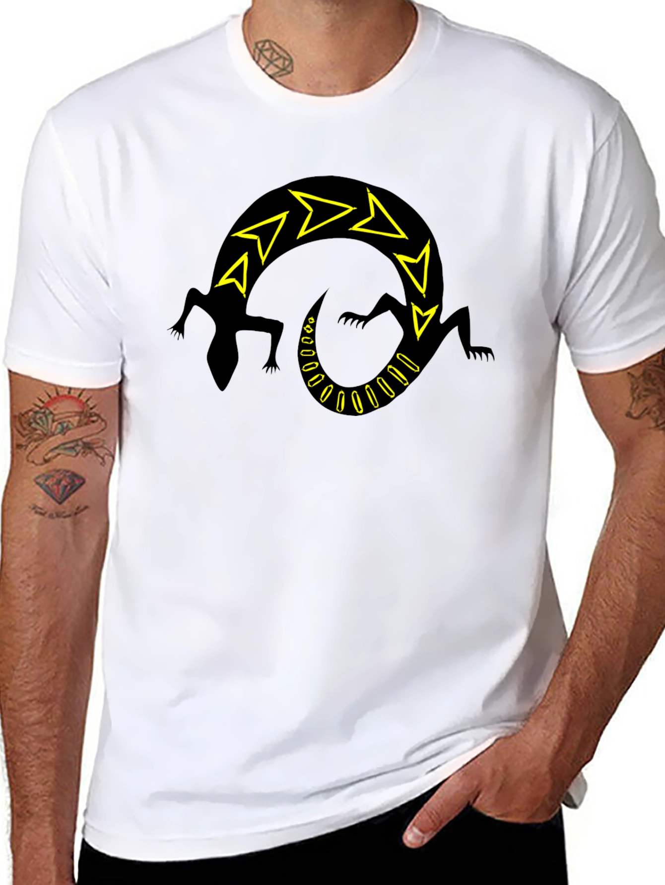 Black Lizard Arrow Design T-Shirt