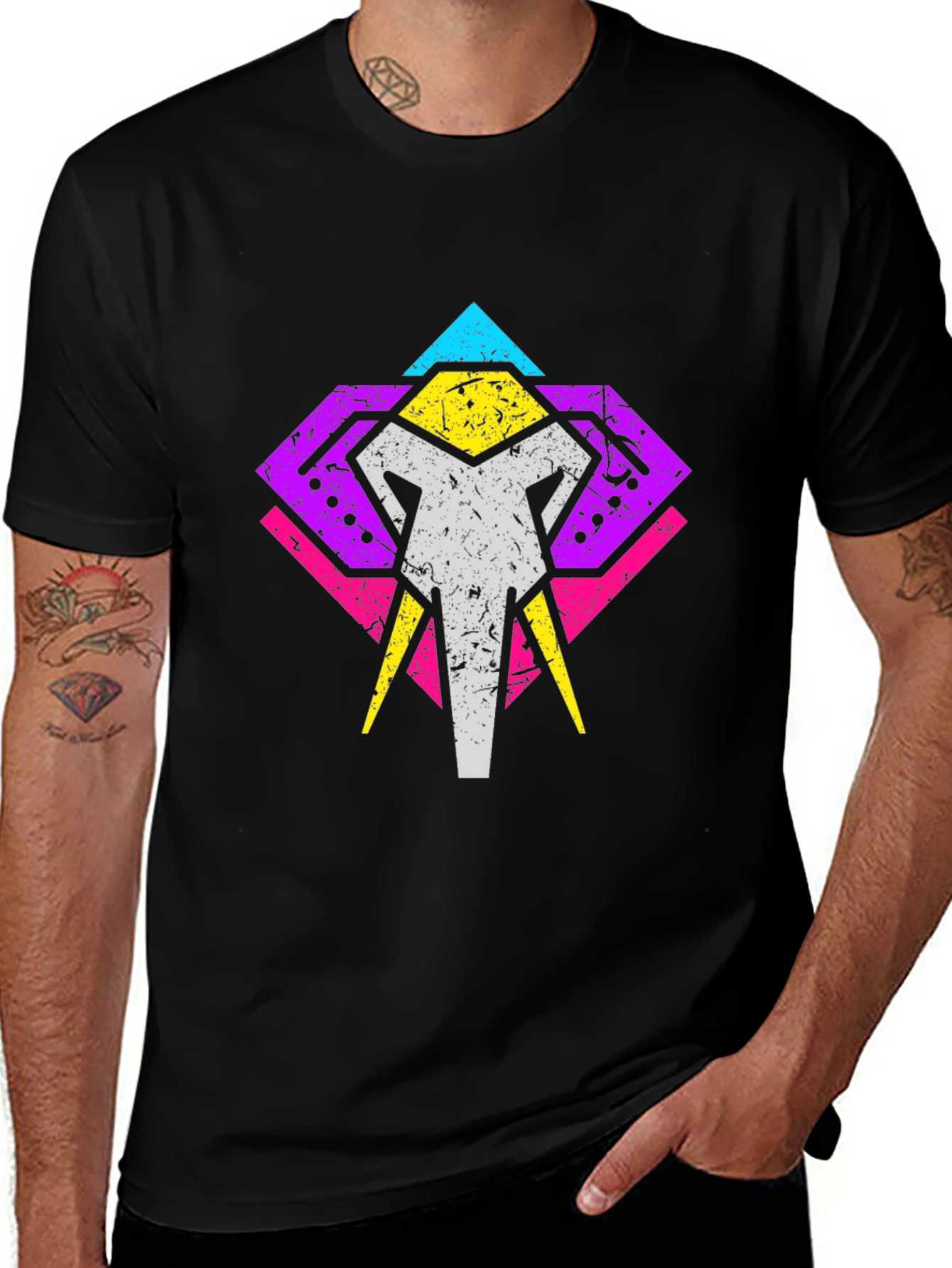 Retro Elephant Graphic Tee - Stylish Animal Design T-Shirt