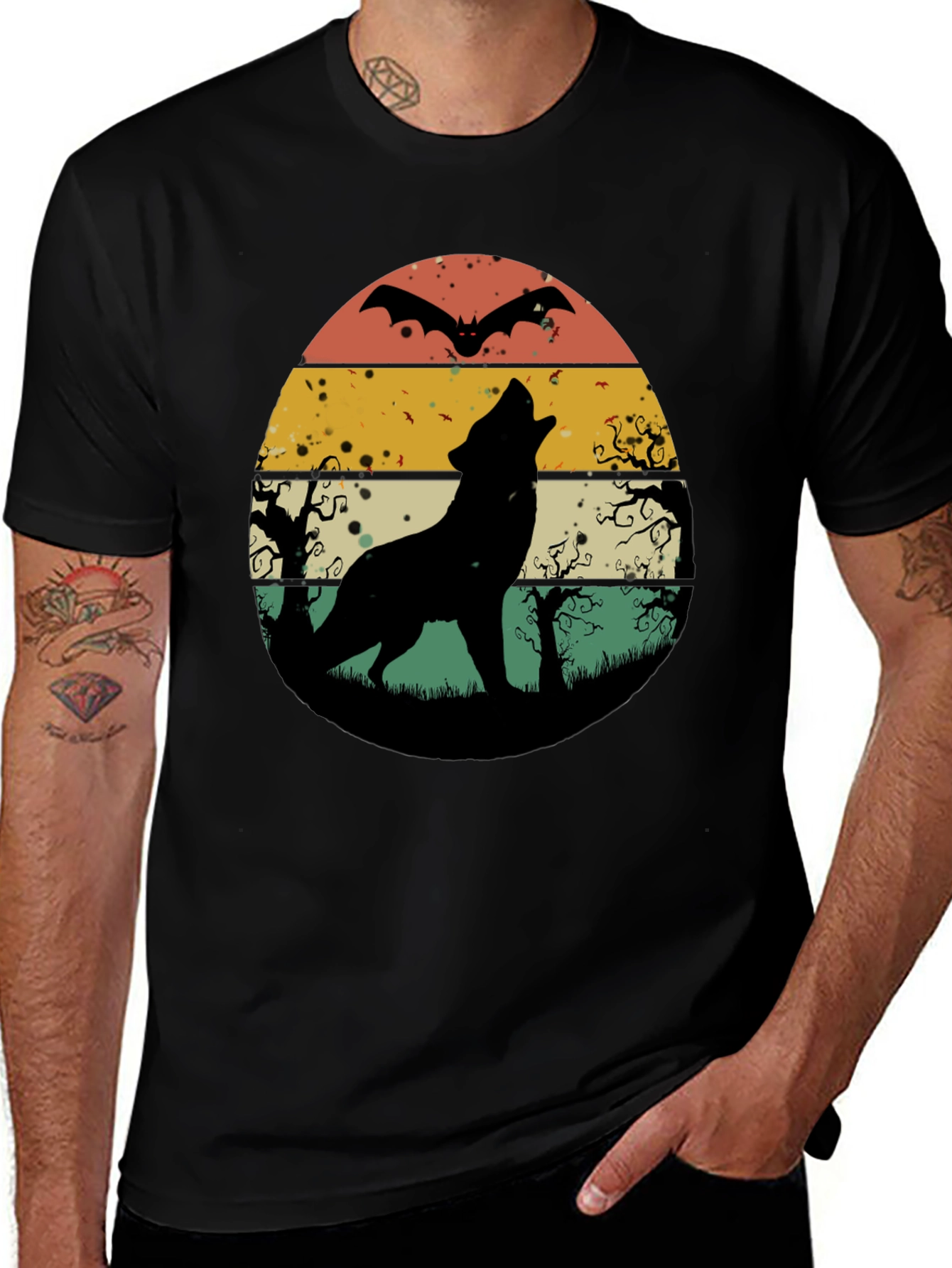 Retro Wolf Howl Halloween T-Shirt