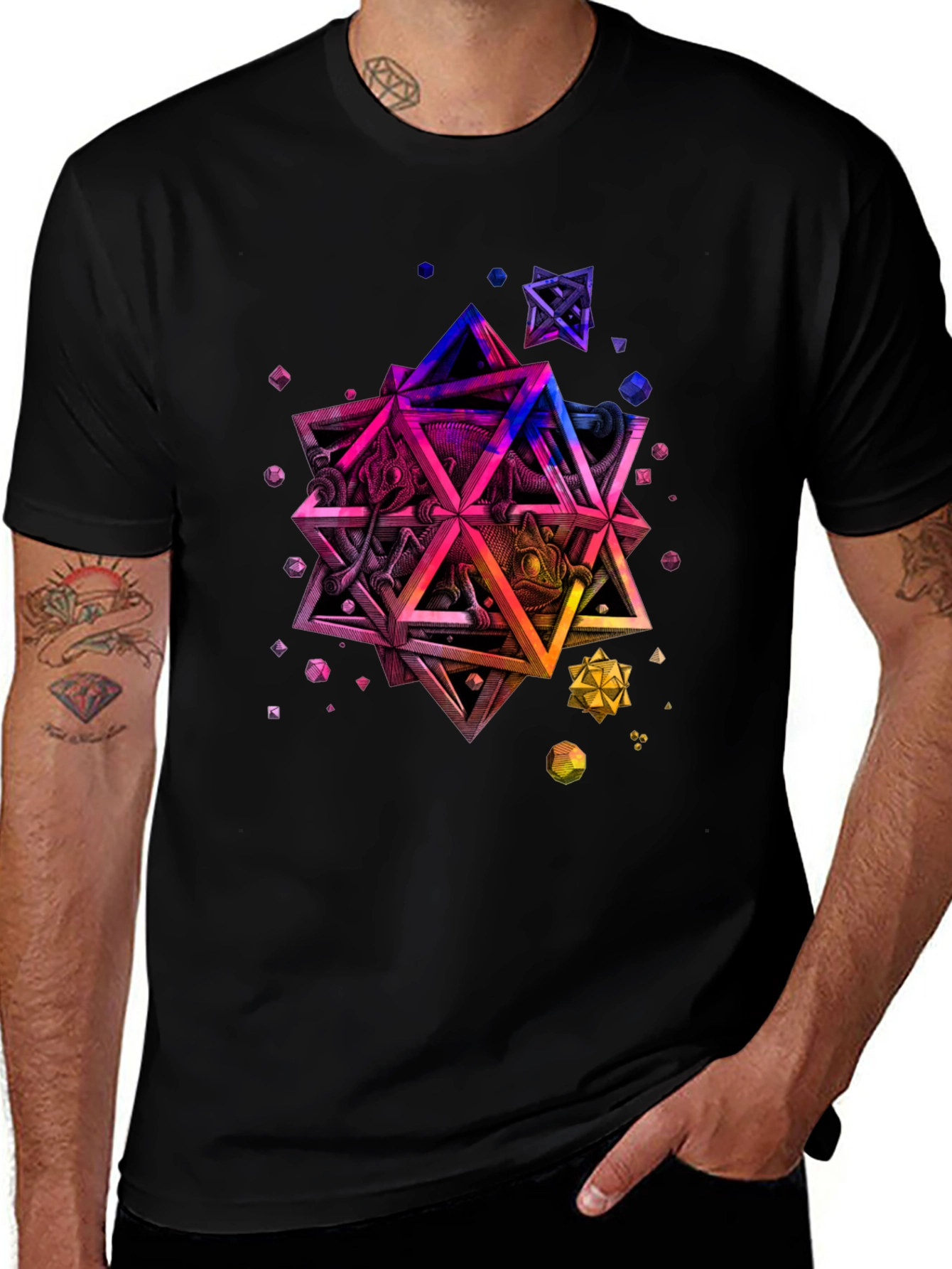 Geometric Chameleon Graphic Tee - Black