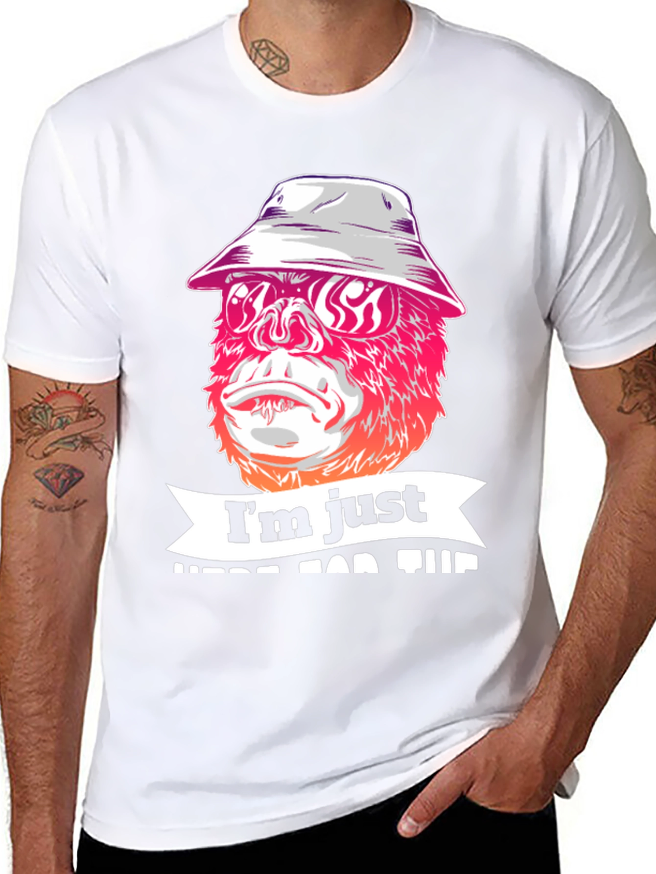Im Just Here For The Vibes Graphic T-Shirt
