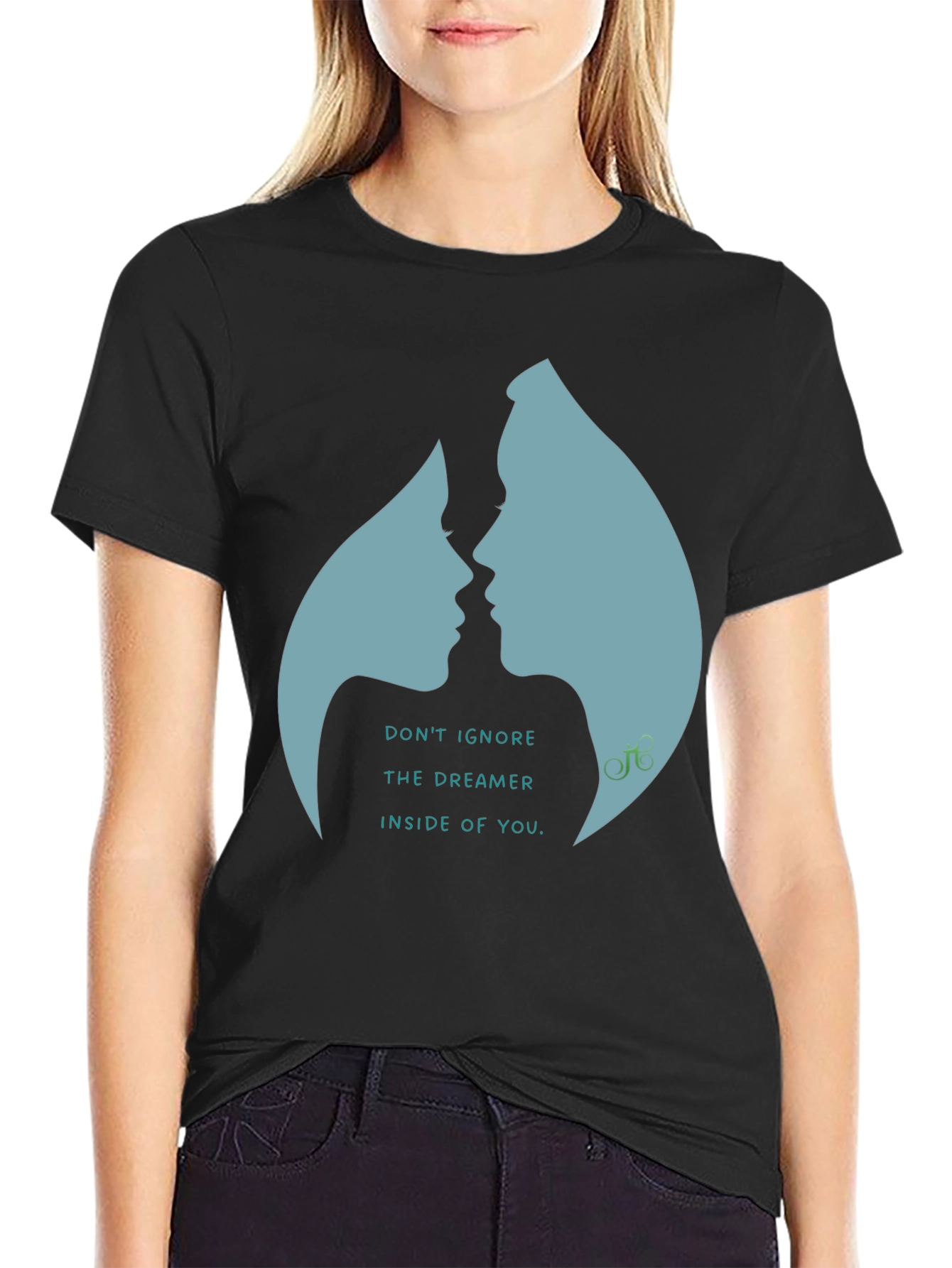 Dreamer Graphic Tee - Stylish Comfort