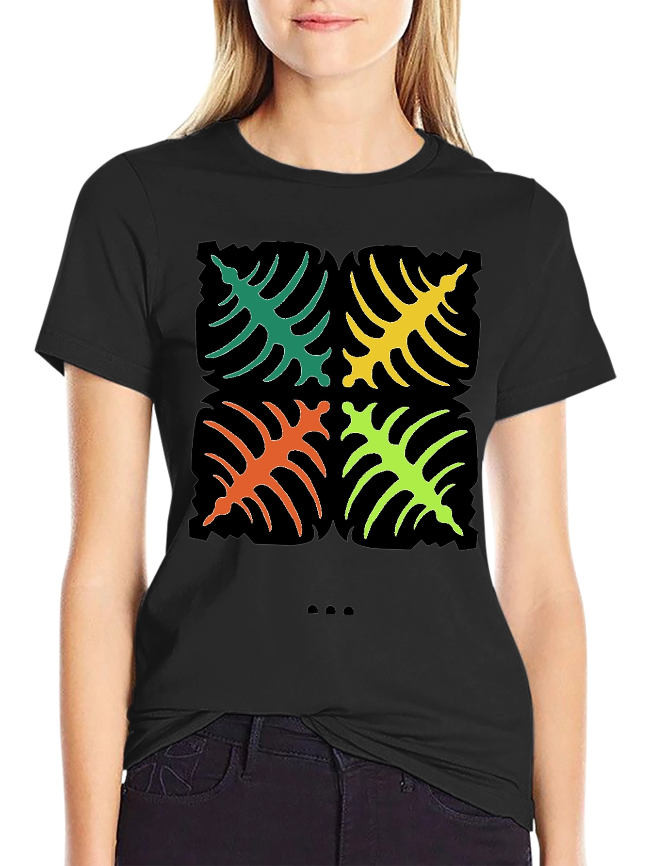 Tropical Leaf Design T-Shirt - Black
