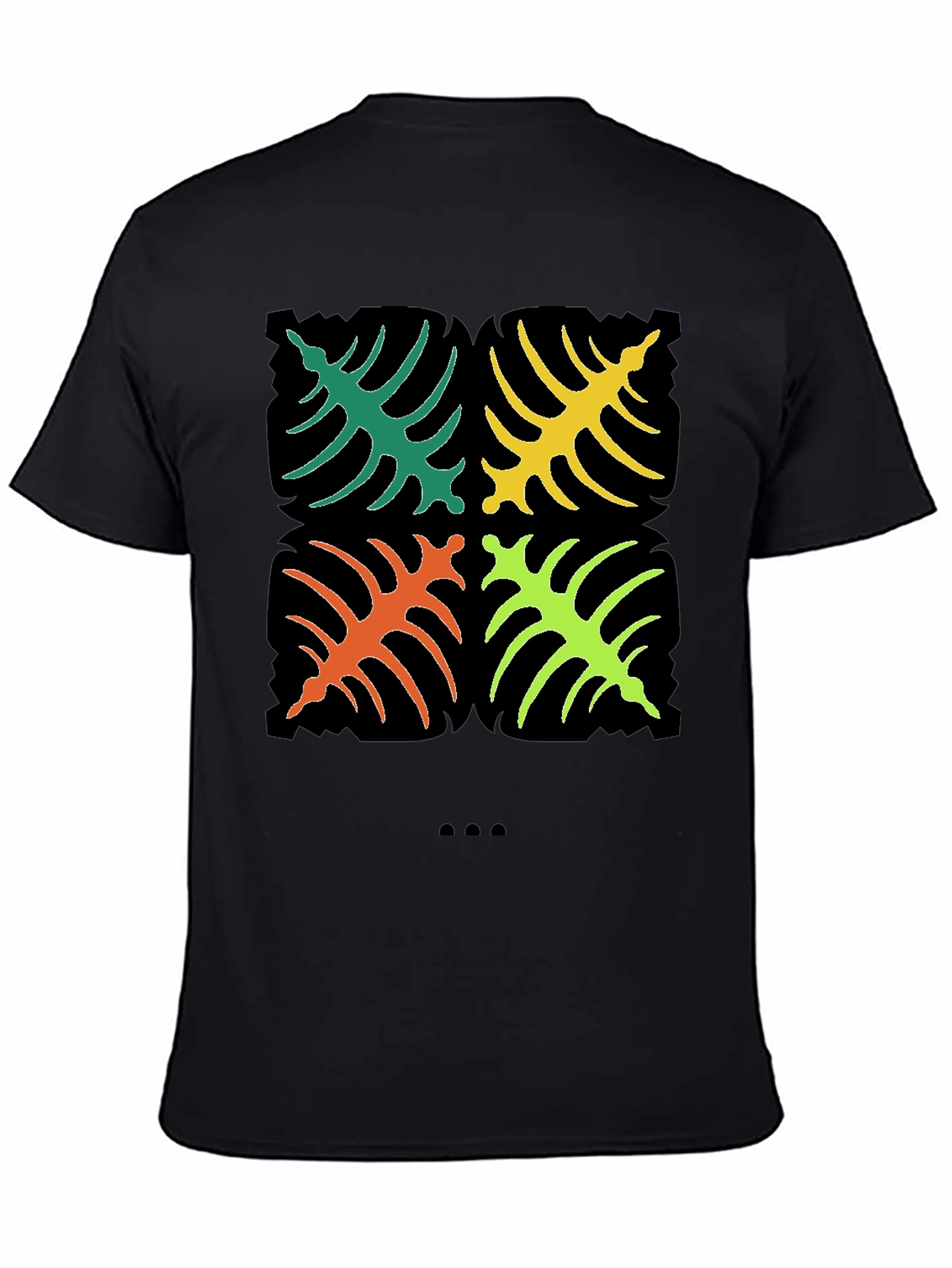 Tropical Leaf Design T-Shirt - Black