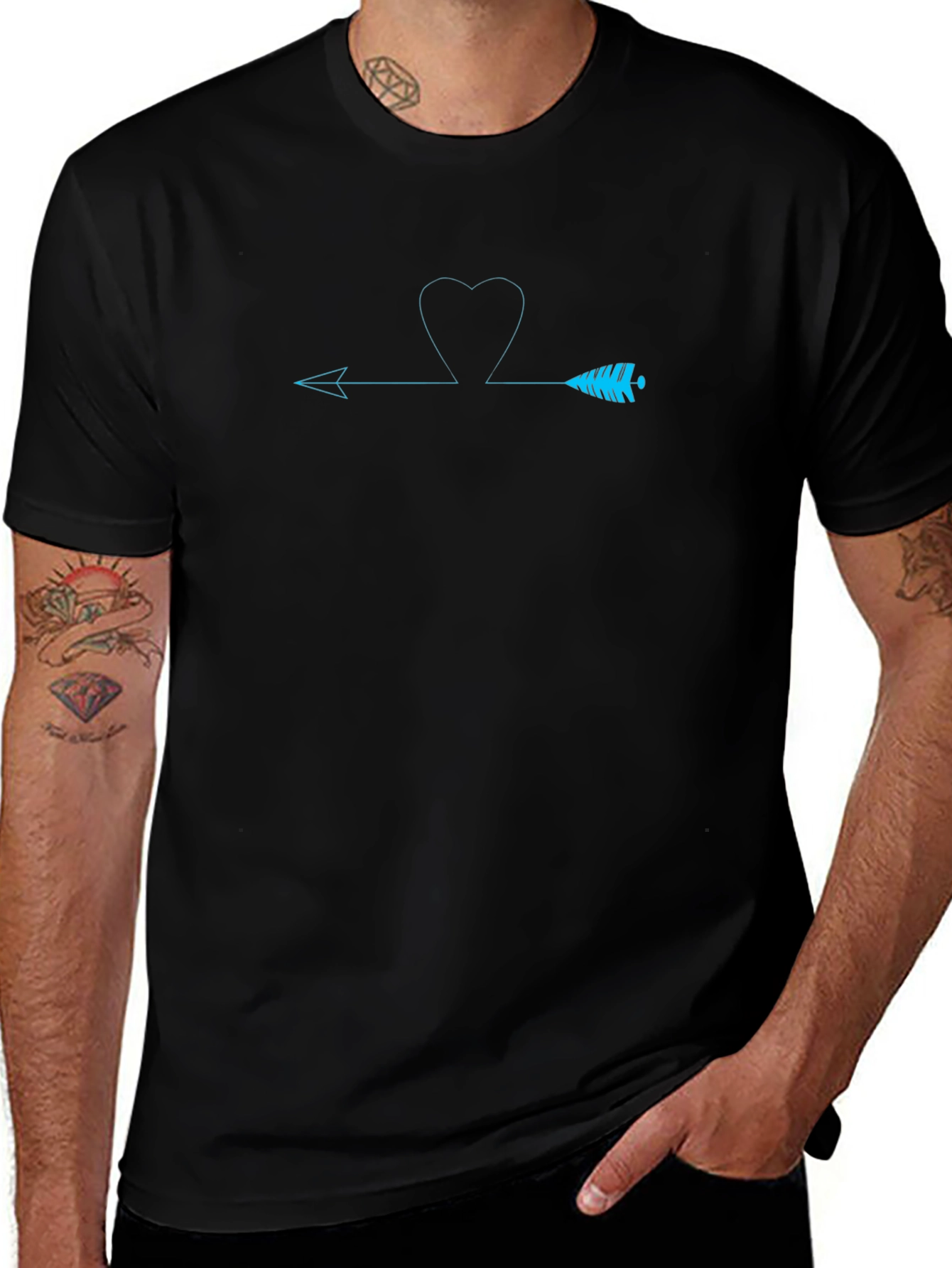 Arrow Heart Graphic Black T-Shirt