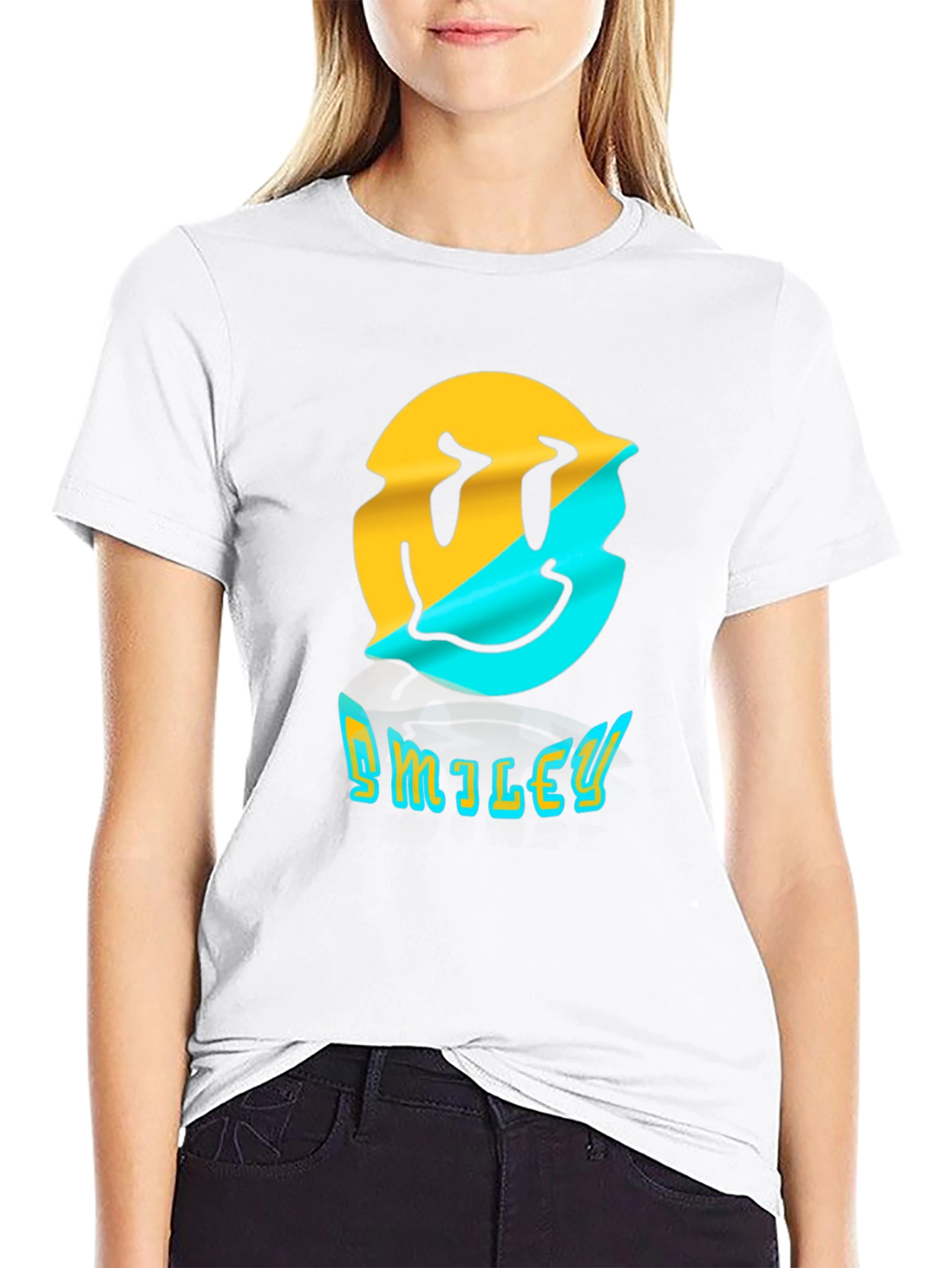 Distorted Smiley Face Graphic T-Shirt - Trendy
