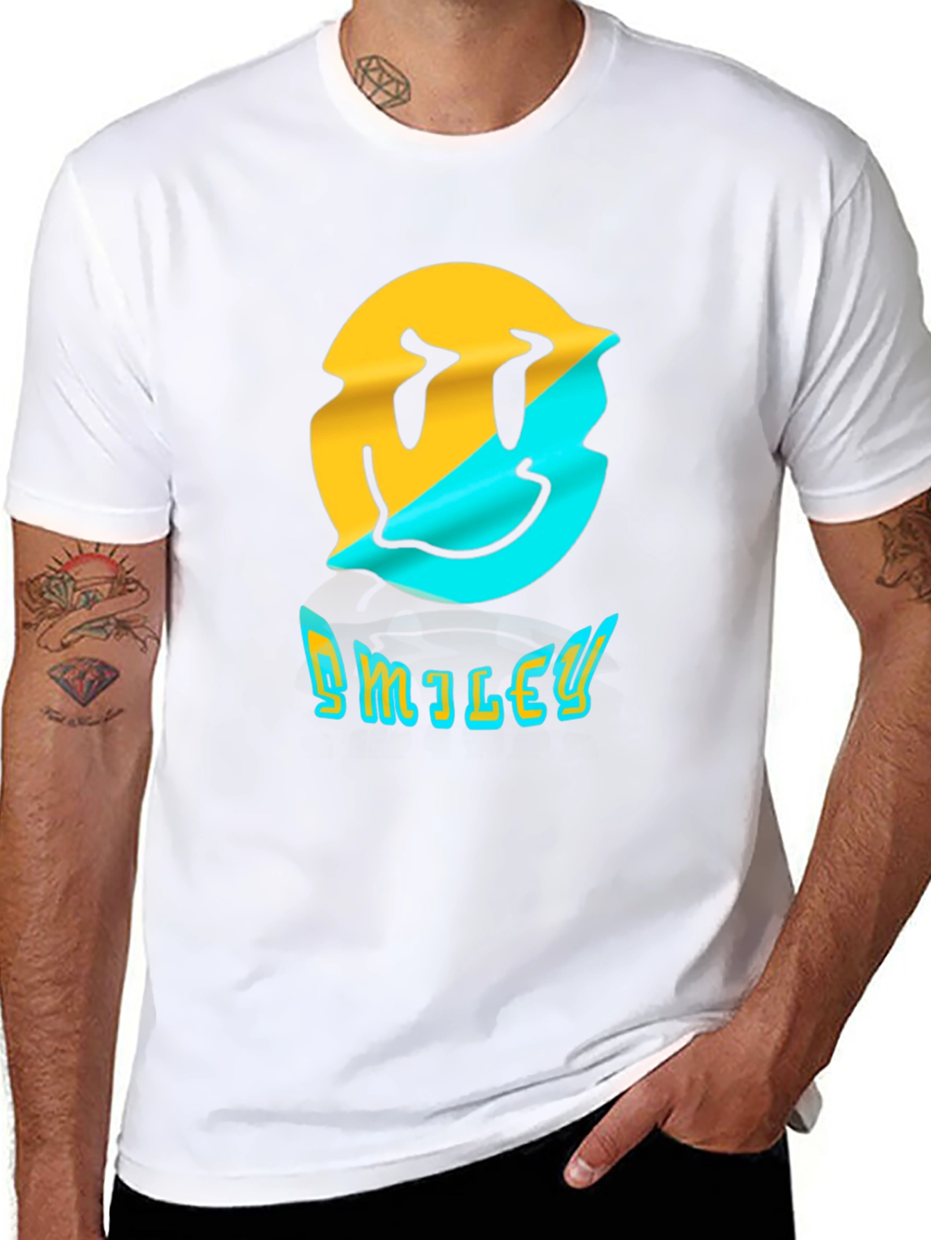 Distorted Smiley Face Graphic T-Shirt - Trendy