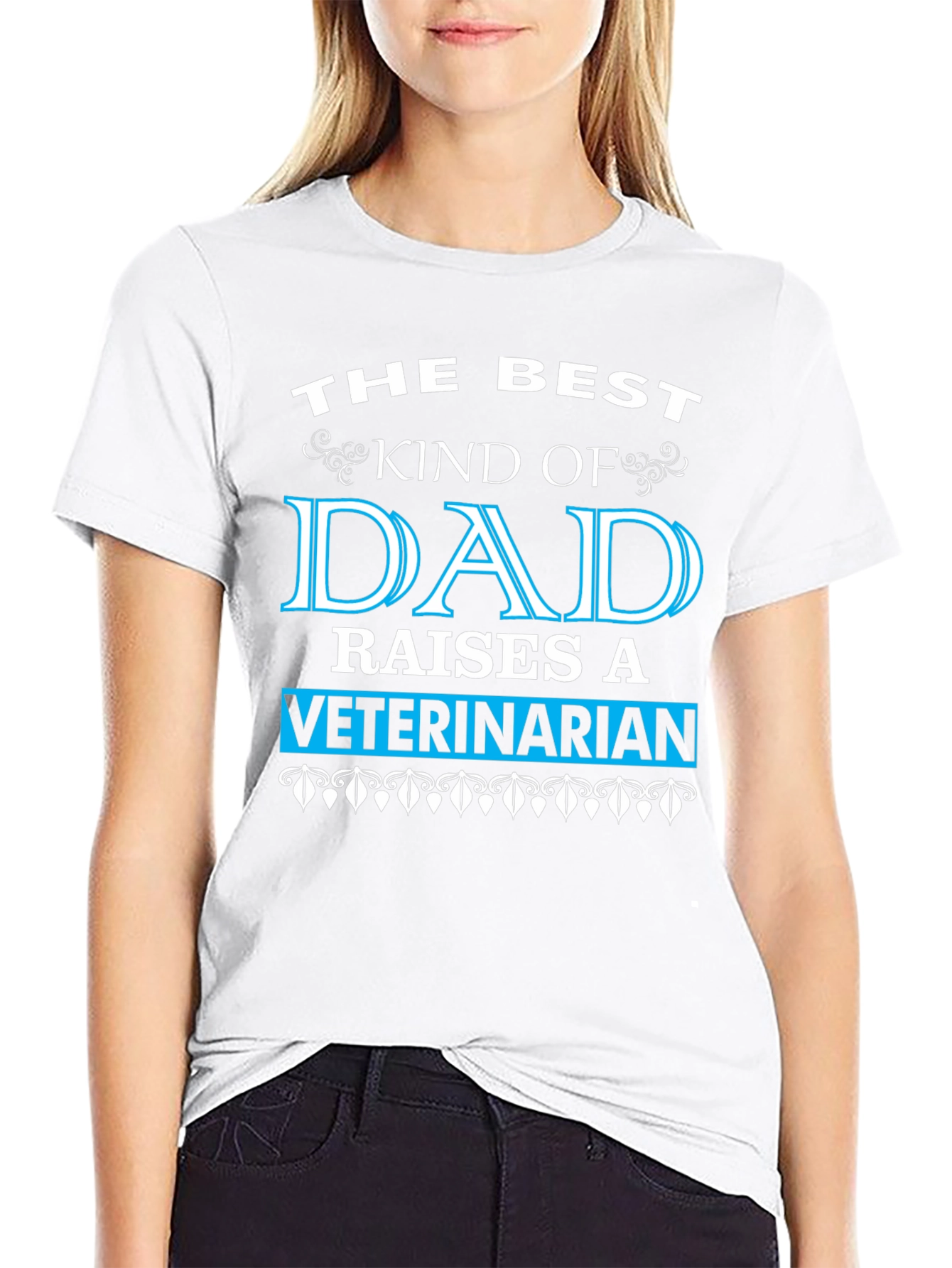 Best Dad Raises a Veterinarian T-Shirt