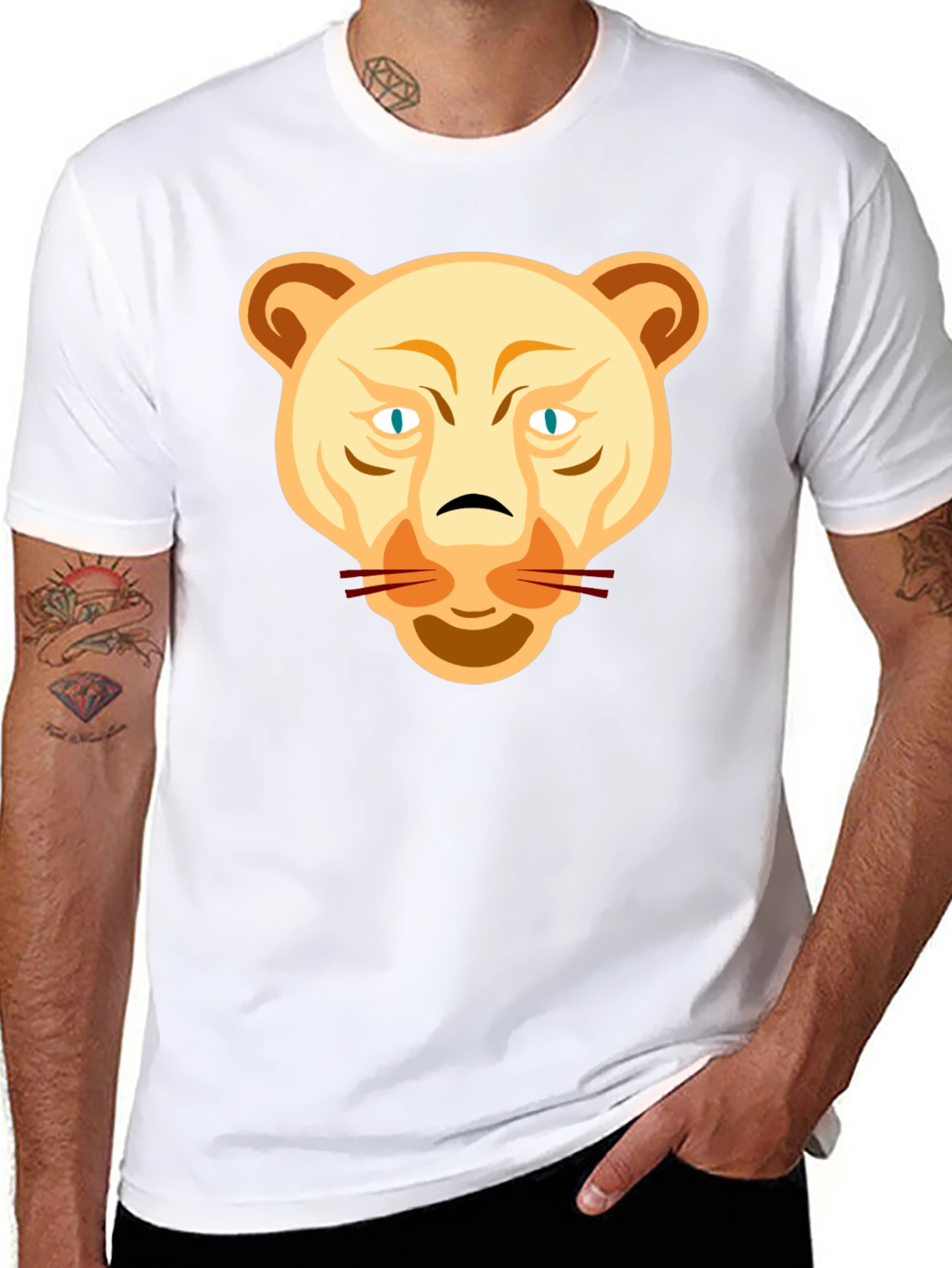 Lioness Graphic Tee - Classic Black