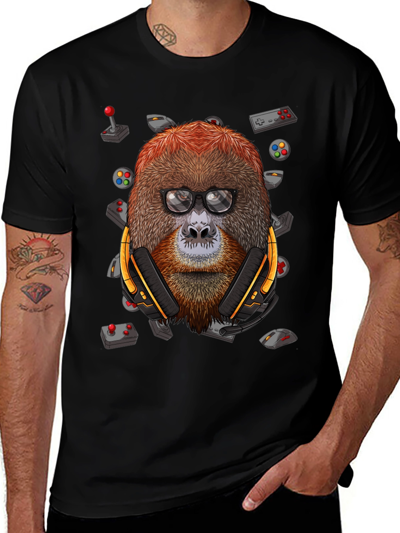 Gamer Orangutan T-Shirt - Geek Chic Design