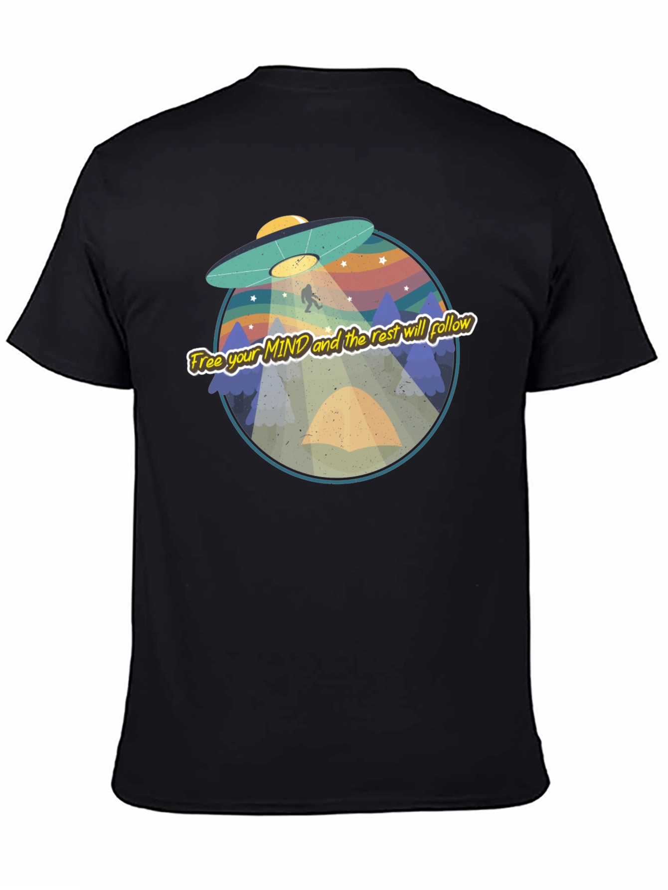 UFO Bigfoot Graphic Tee - Free Your Mind