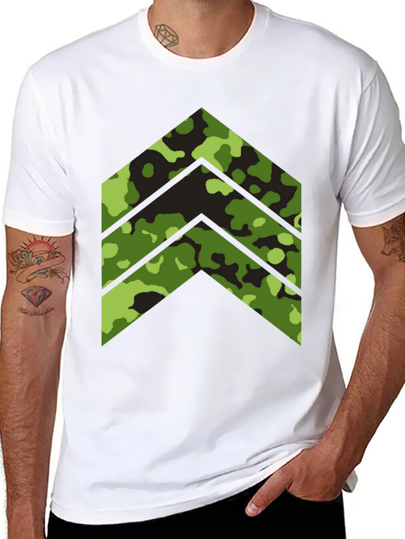 Camo Arrow Graphic Tee - Stylish Menswear
