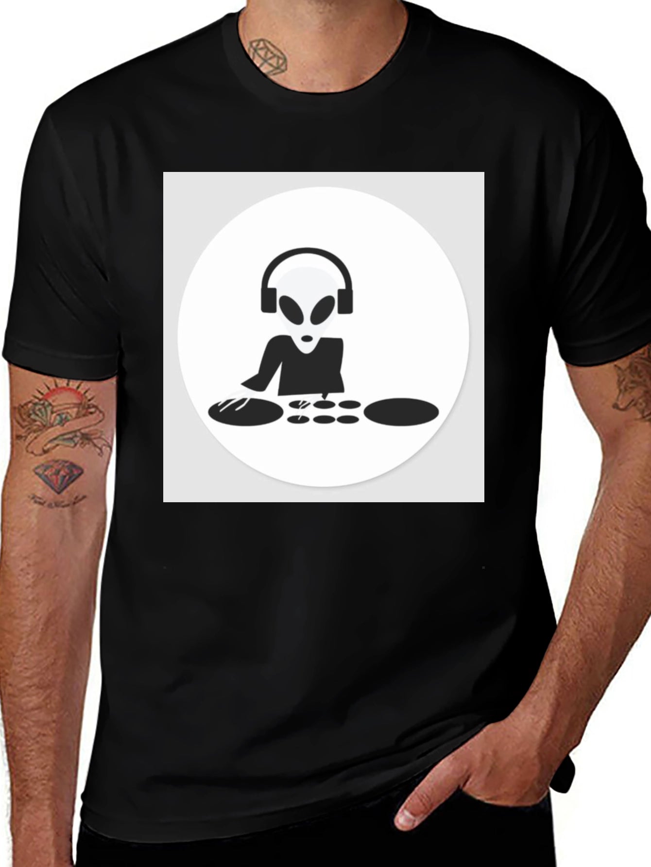 DJ Alien T-Shirt - Black Cotton Graphic Tee