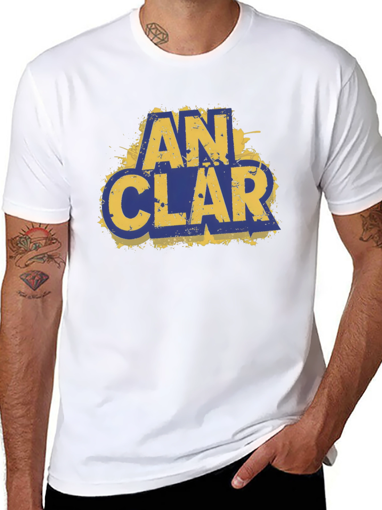 An Clar Graphic Tee - Black