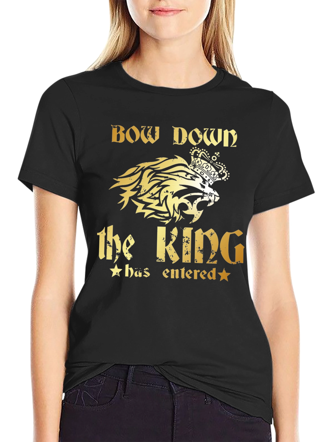 Bow Down the King Graphic Tee