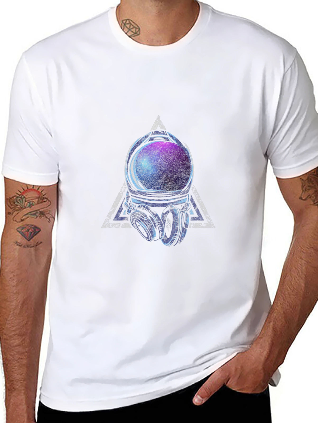 Astronaut Helmet Graphic Tee - Cosmic Vibes