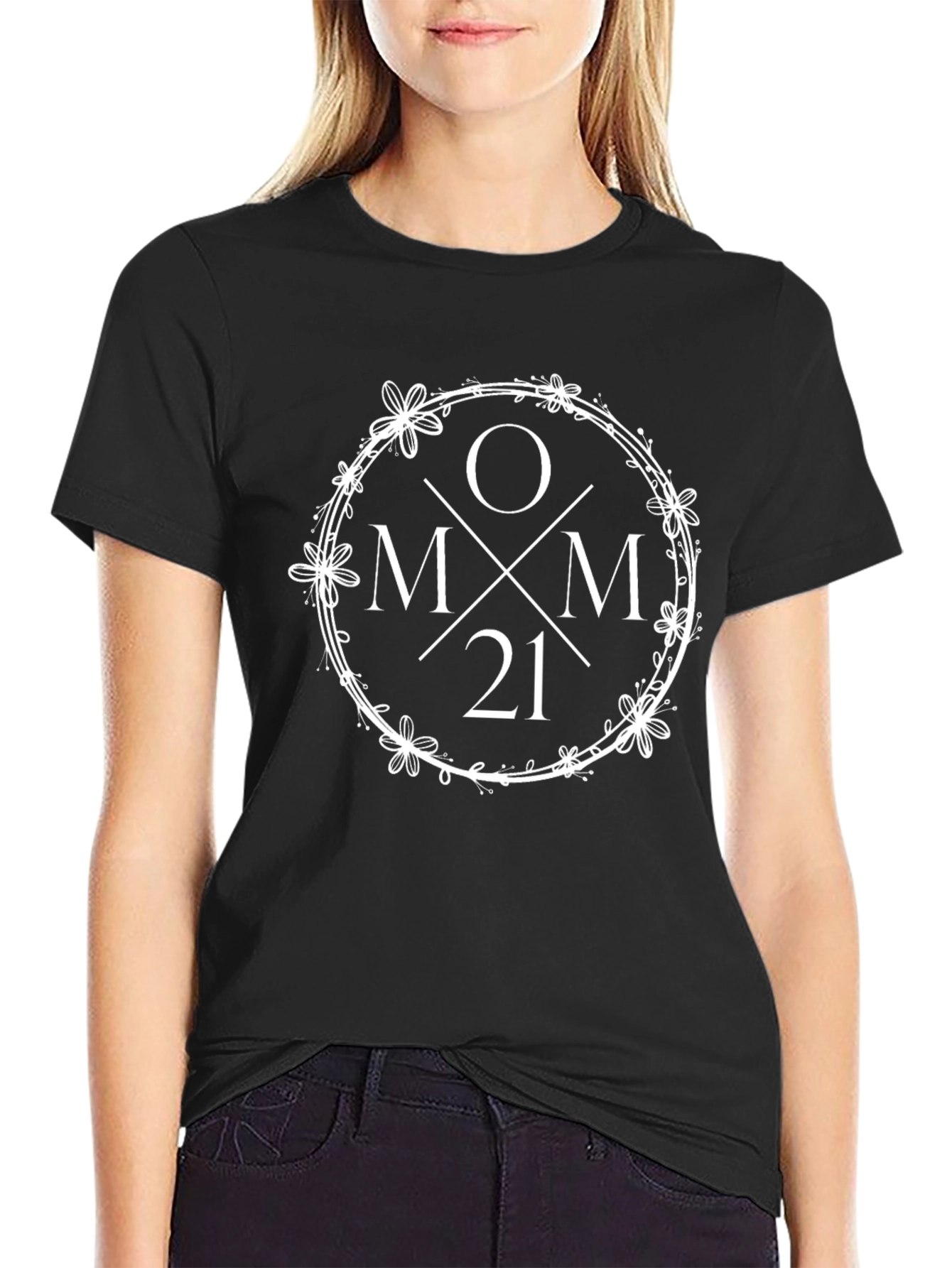 Mom 2021 Floral Wreath T-Shirt - Black