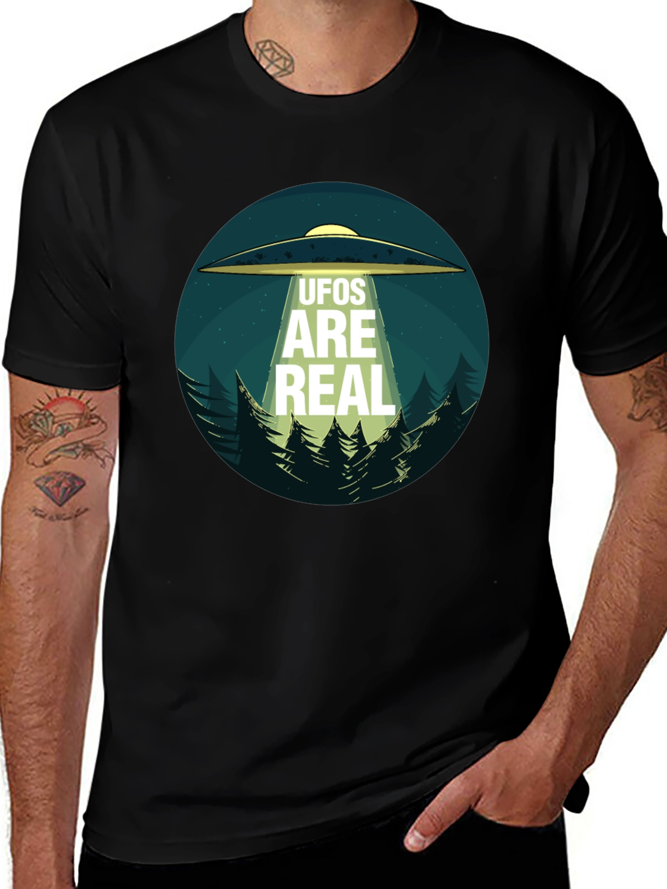 UFOs Are Real Black Cotton Tee