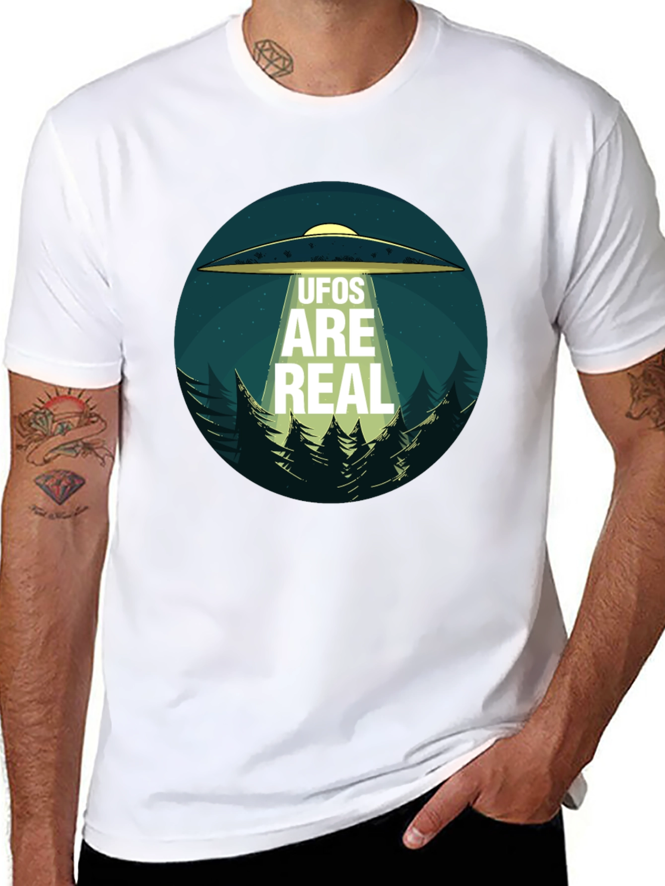 UFOs Are Real Black Cotton Tee