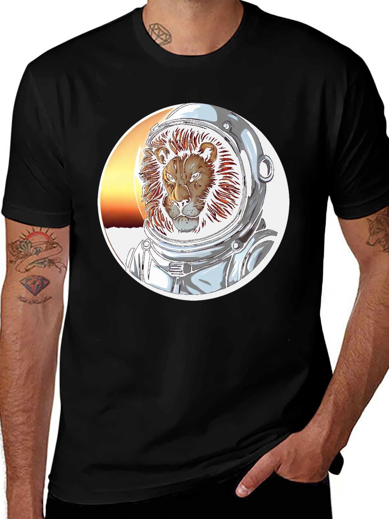 Lion Astronaut Graphic Print Black T-Shirt