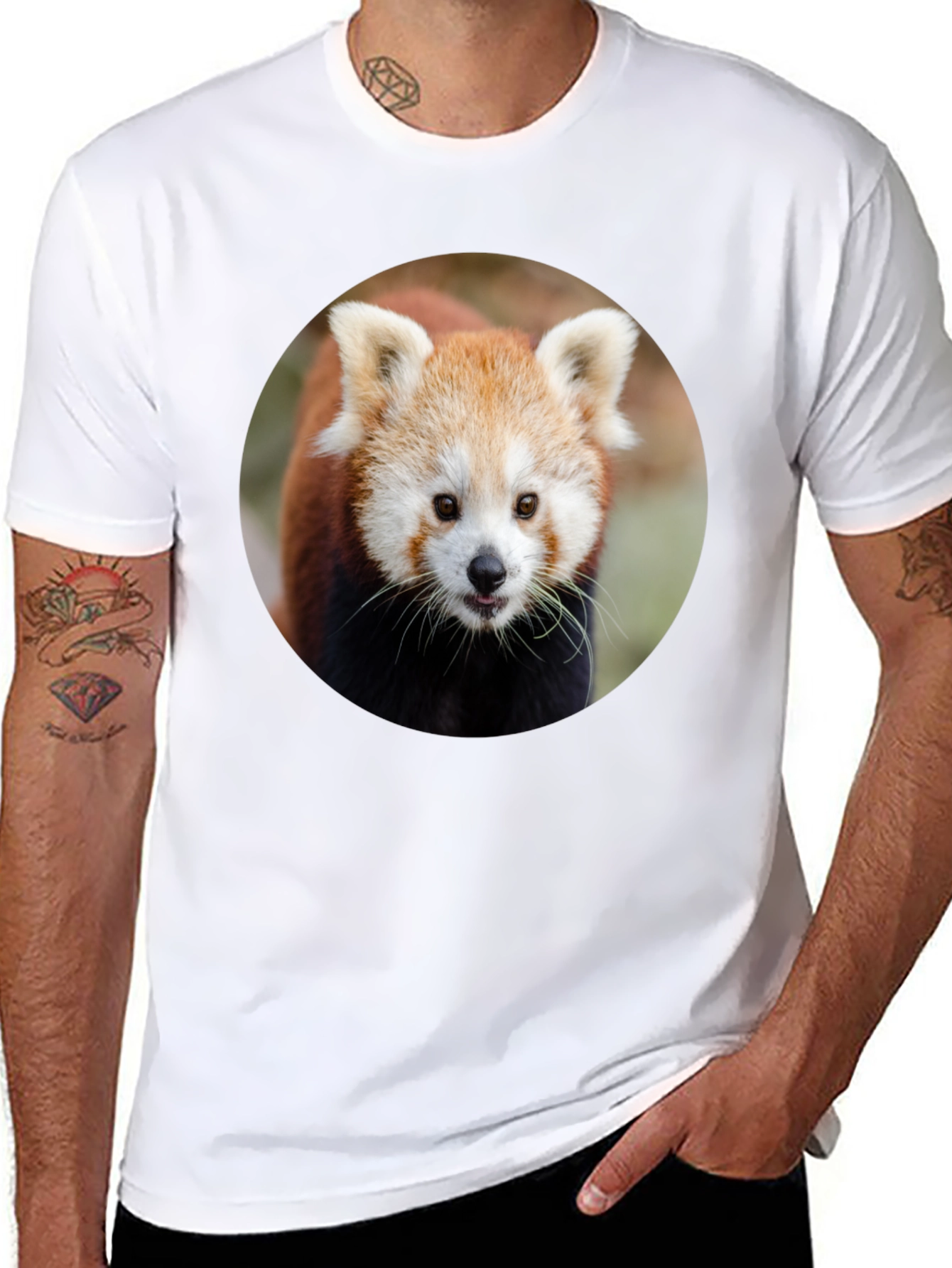 Red Panda Graphic Tee - Stylish Animal Lover T-Shirt
