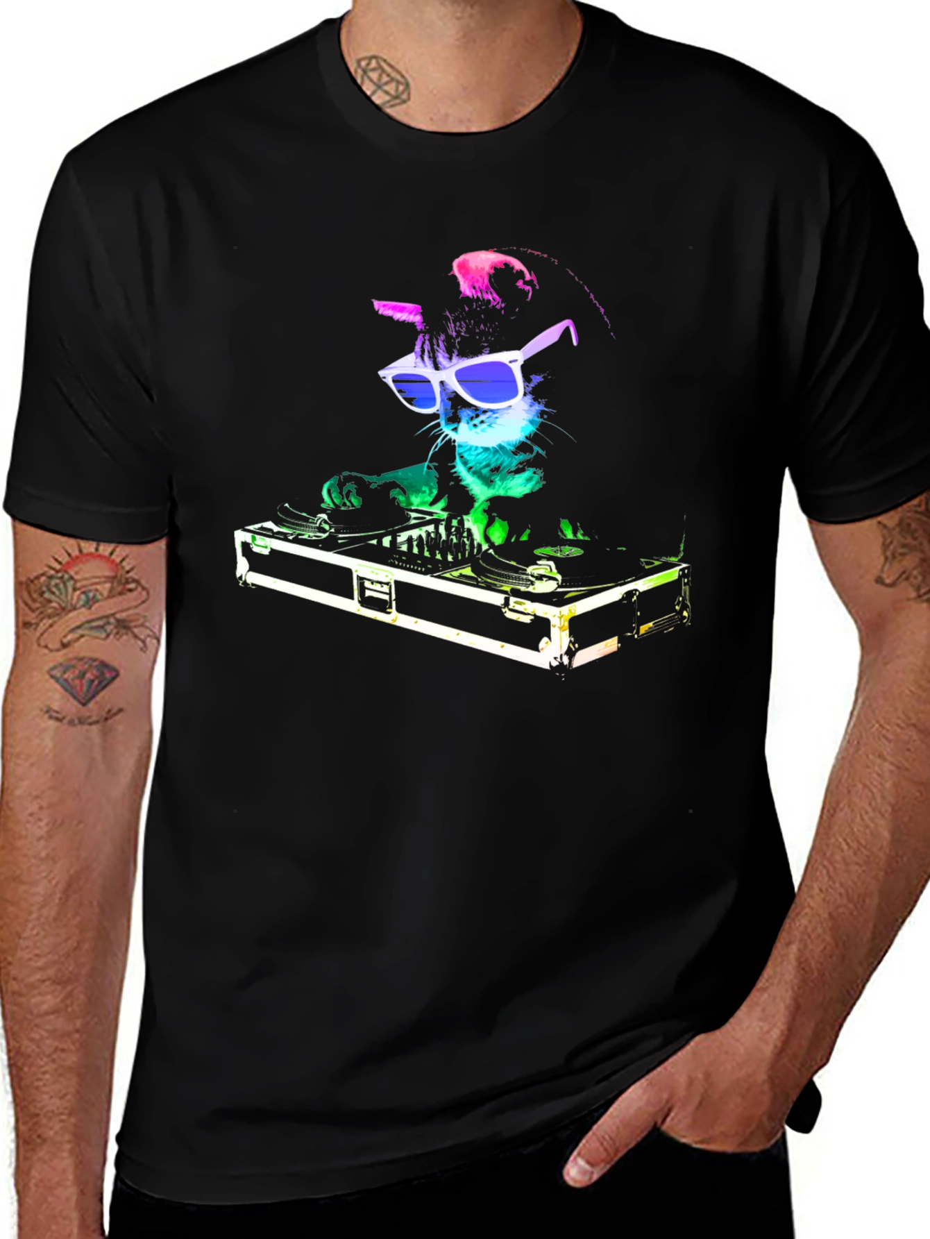 DJ Cat Graphic Tee - Cool Black T-Shirt