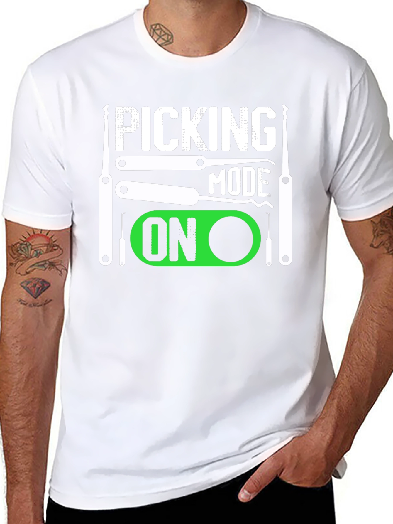 Picking Mode On Graphic T-Shirt