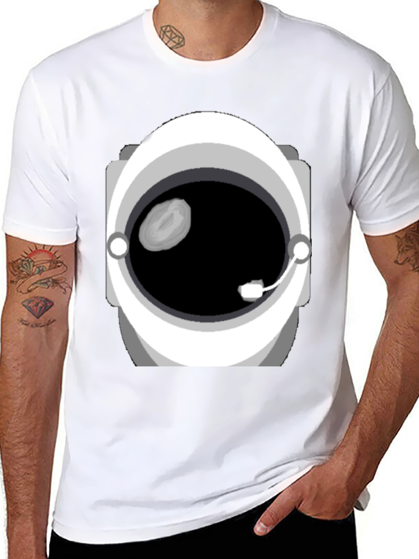 Astronaut Helmet Graphic Tee - Space Explorer Fashion