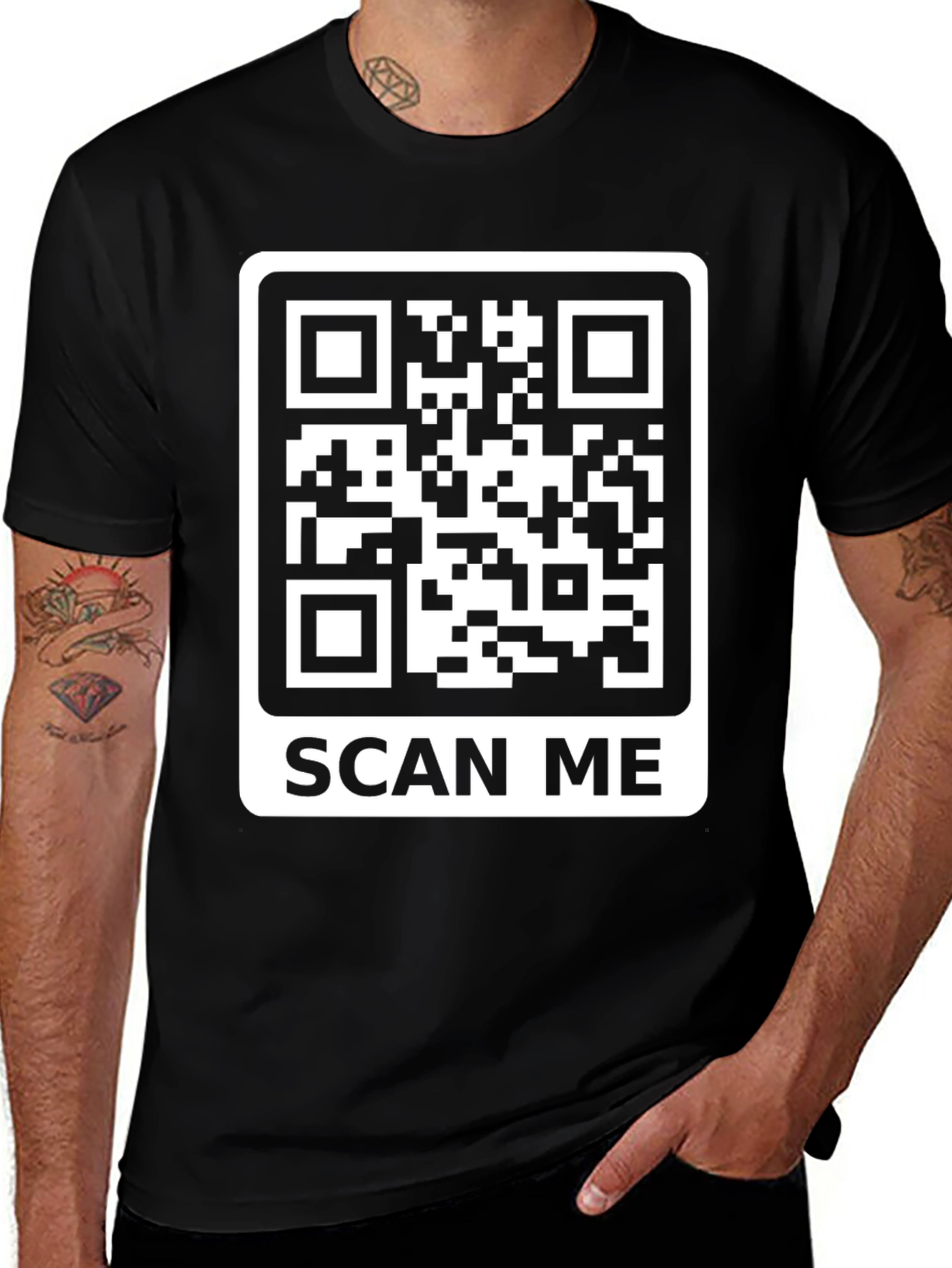 Scan Me QR Code Graphic T-Shirt - Modern Style