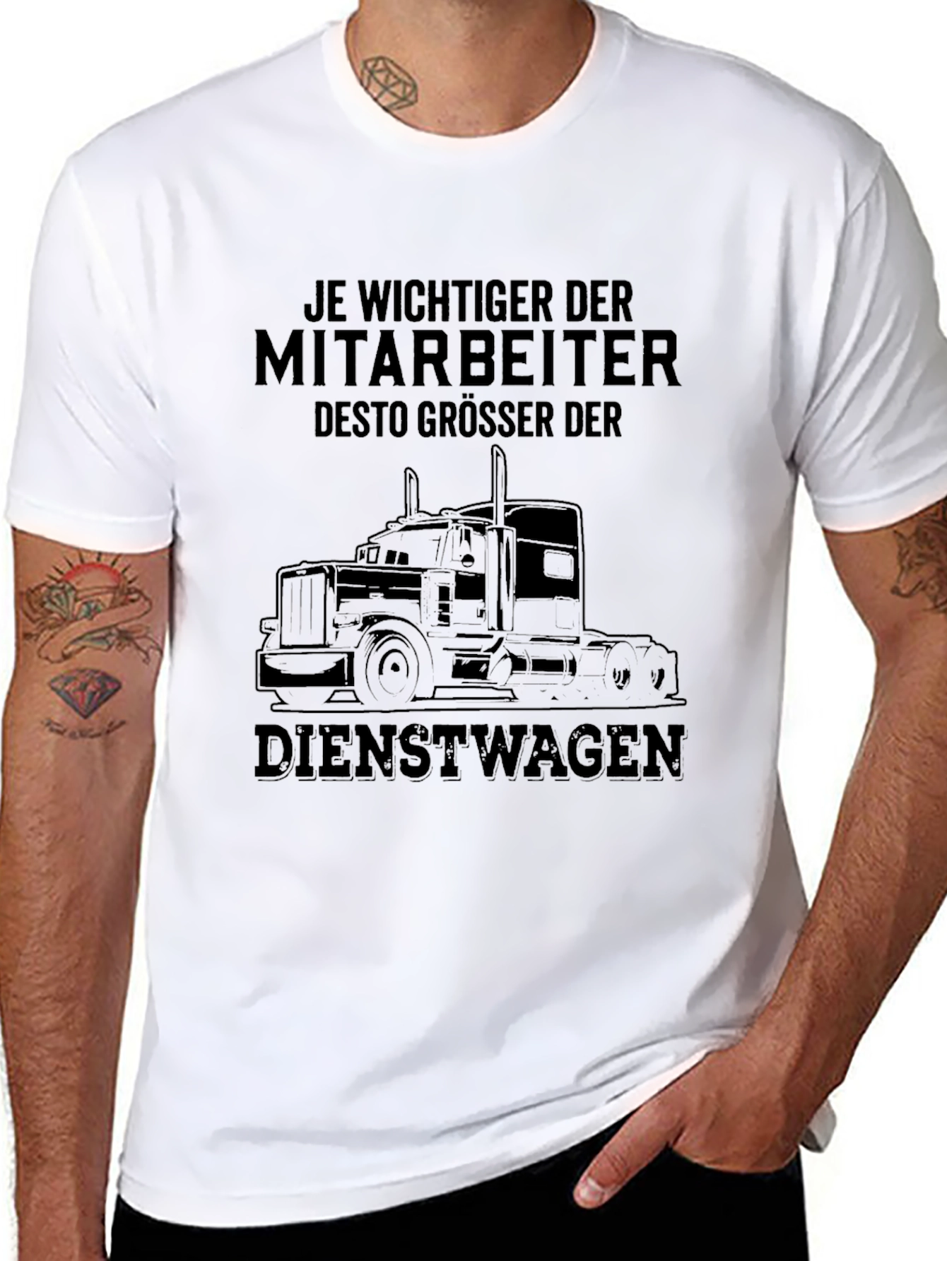 Trucker T-Shirt: Je Wichtiger der Mitarbeiter - Black Tee