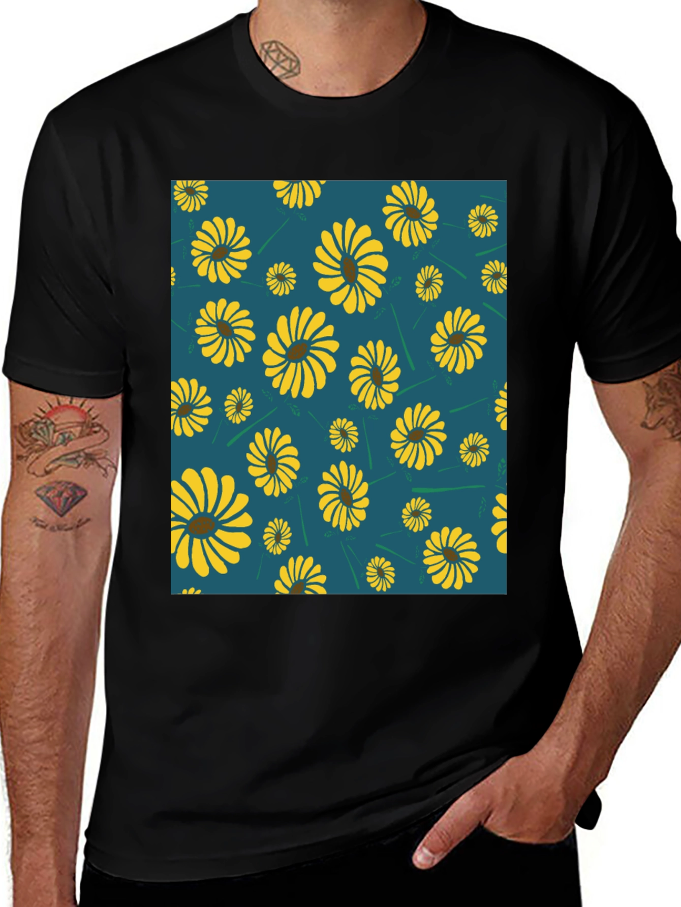 Sunflower Pattern Graphic Tee - Modern Casual Style