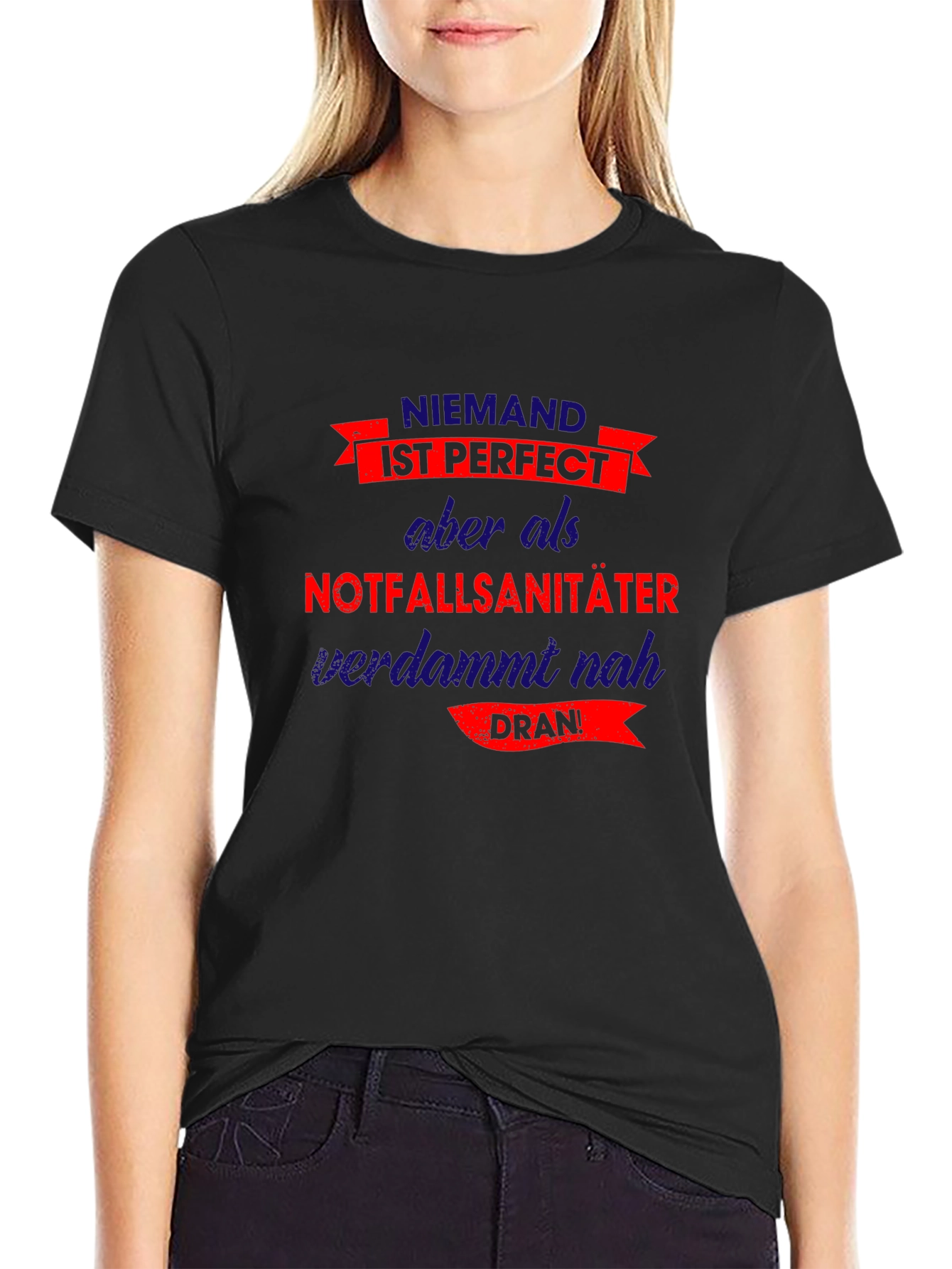 Niemand ist Perfect EMT T-Shirt