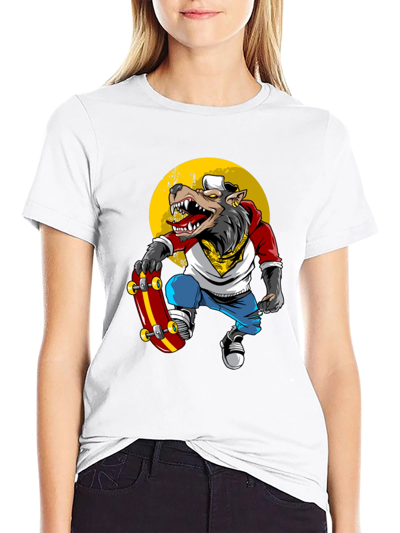Wolf Skater Graphic Tee - Trendy Streetwear T-Shirt