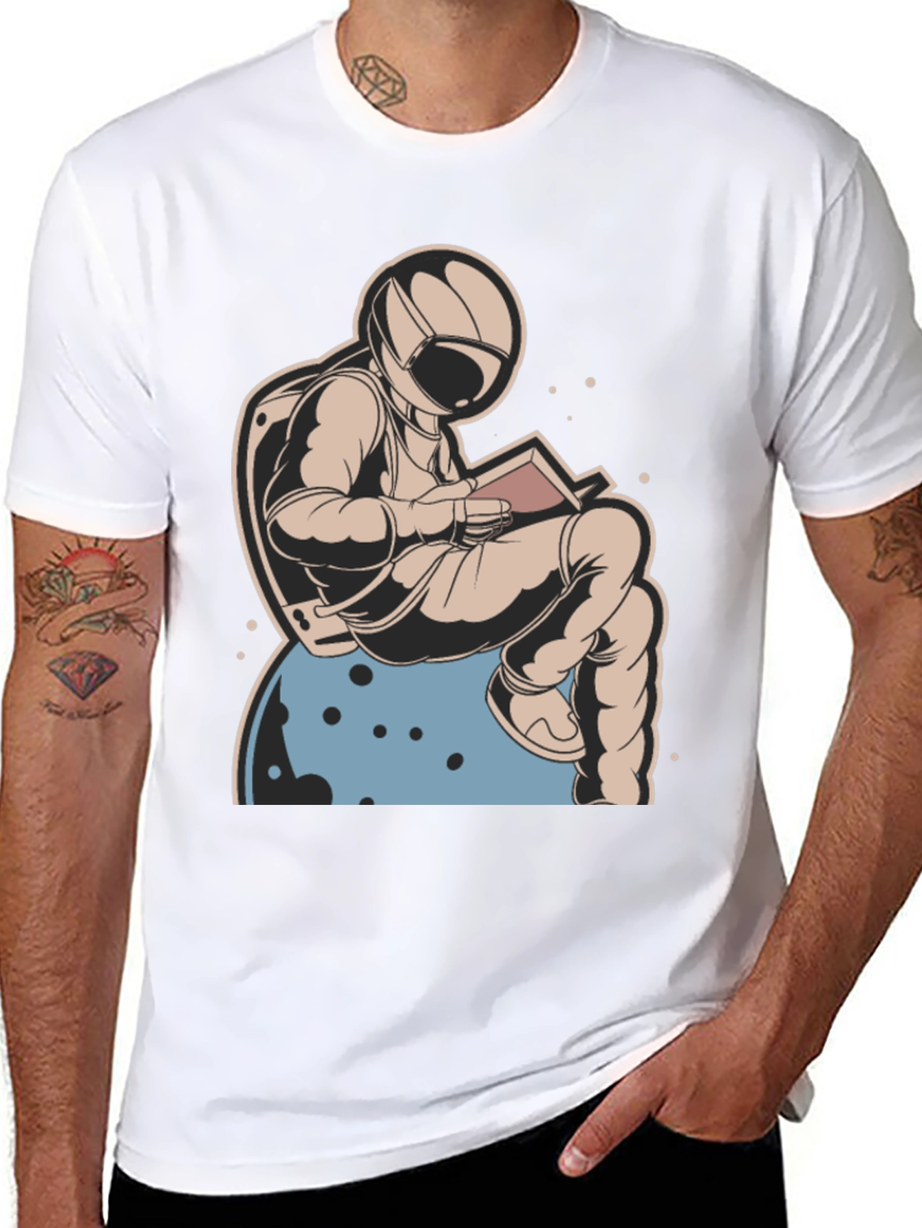 Astronaut Reading Book T-Shirt - Space Lover Tee