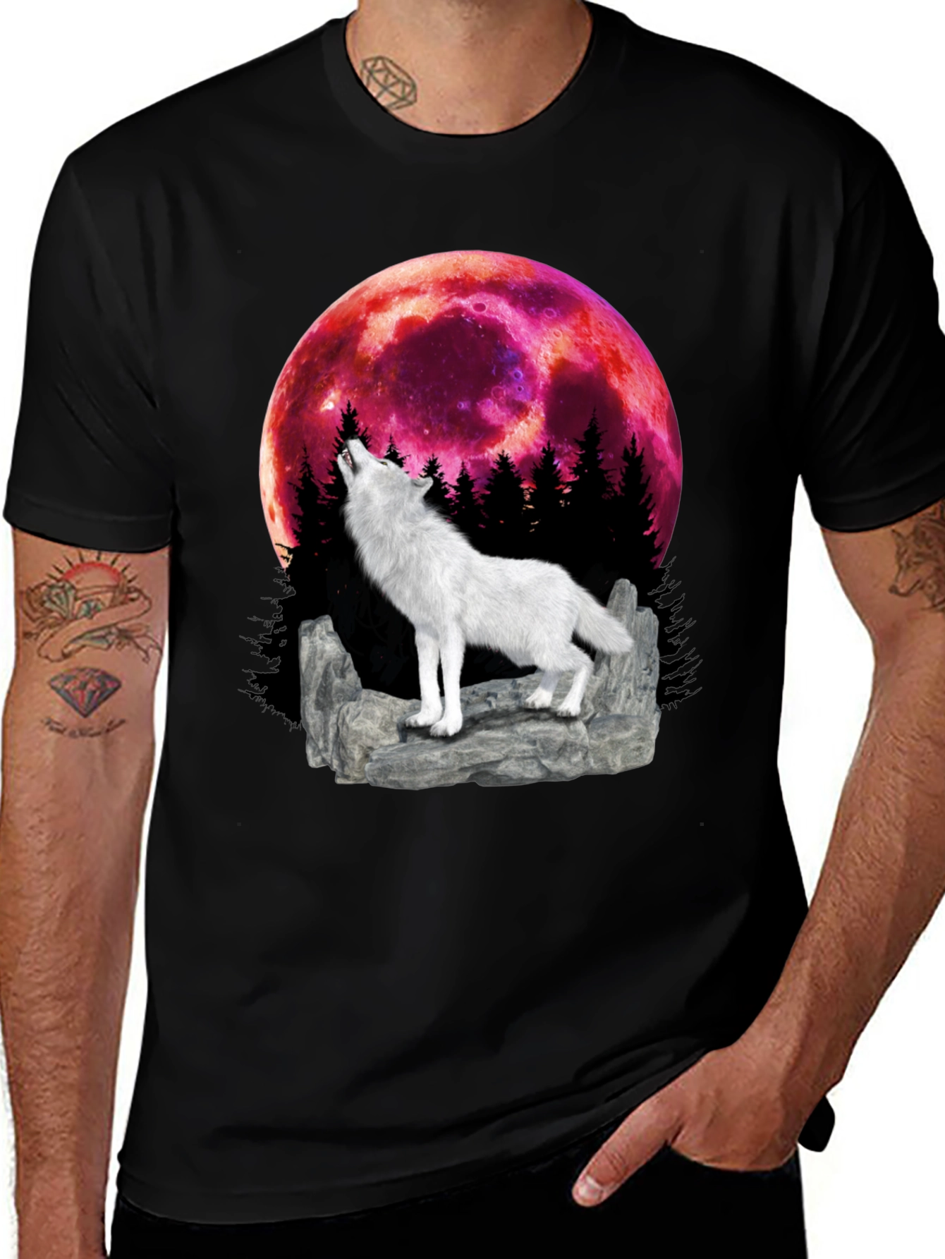 Wolf Howling at the Moon Graphic Tee