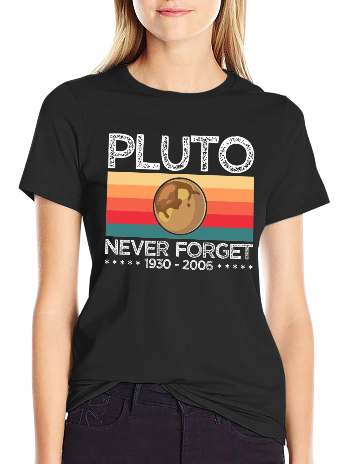Pluto Never Forget T-Shirt - 1930-2006 Retro