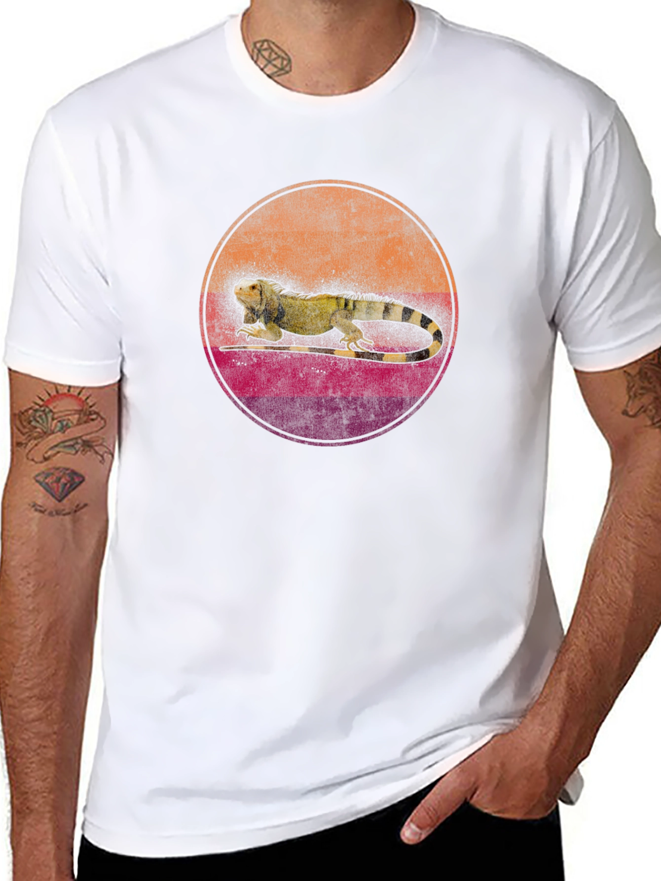 Retro Iguana Graphic Tee - Cool Reptile Design
