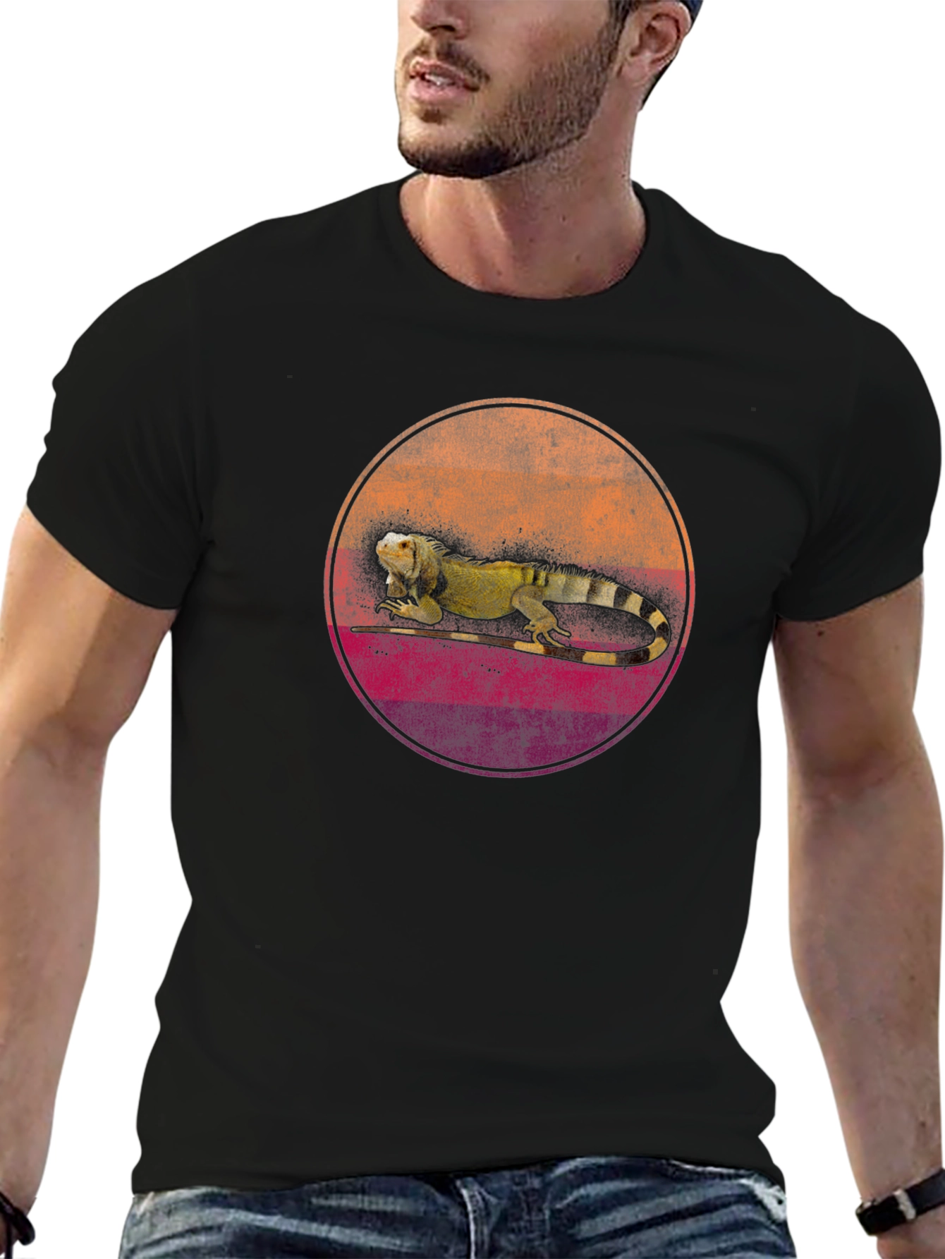 Retro Iguana Graphic Tee - Cool Reptile Design