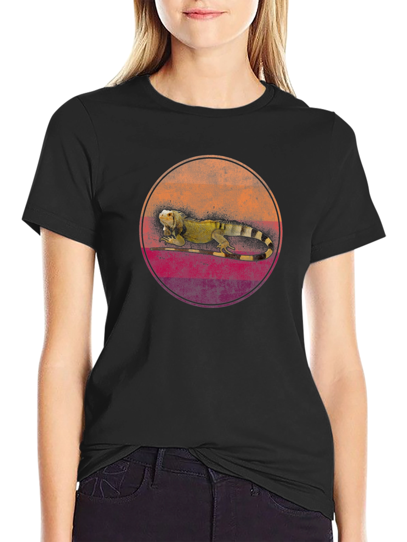 Retro Iguana Graphic Tee - Cool Reptile Design