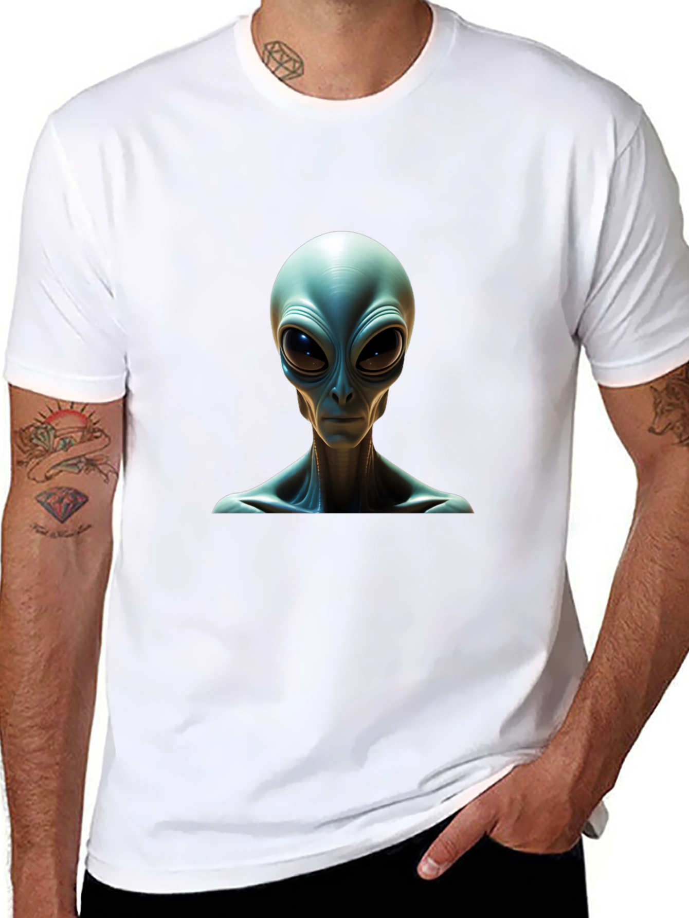 Alien Graphic Tee - Sci-Fi Novelty T-Shirt