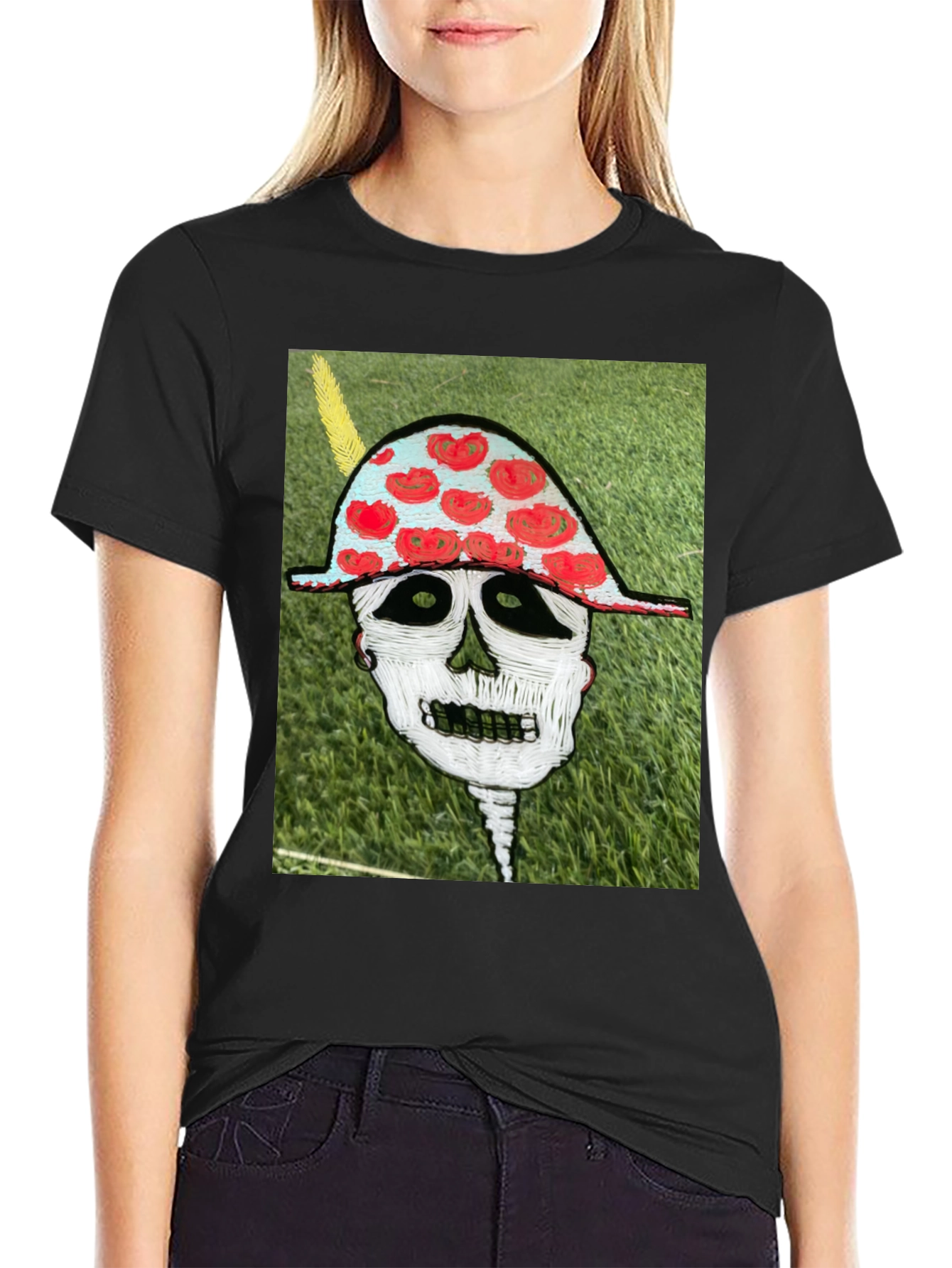Skull Art Graphic Tee - Unique Design