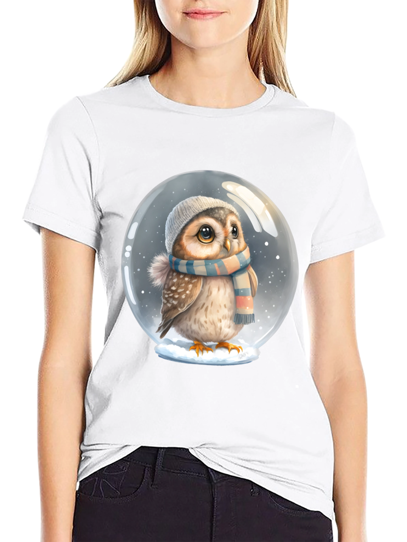 Cute Owl in Snow Globe Black T-Shirt